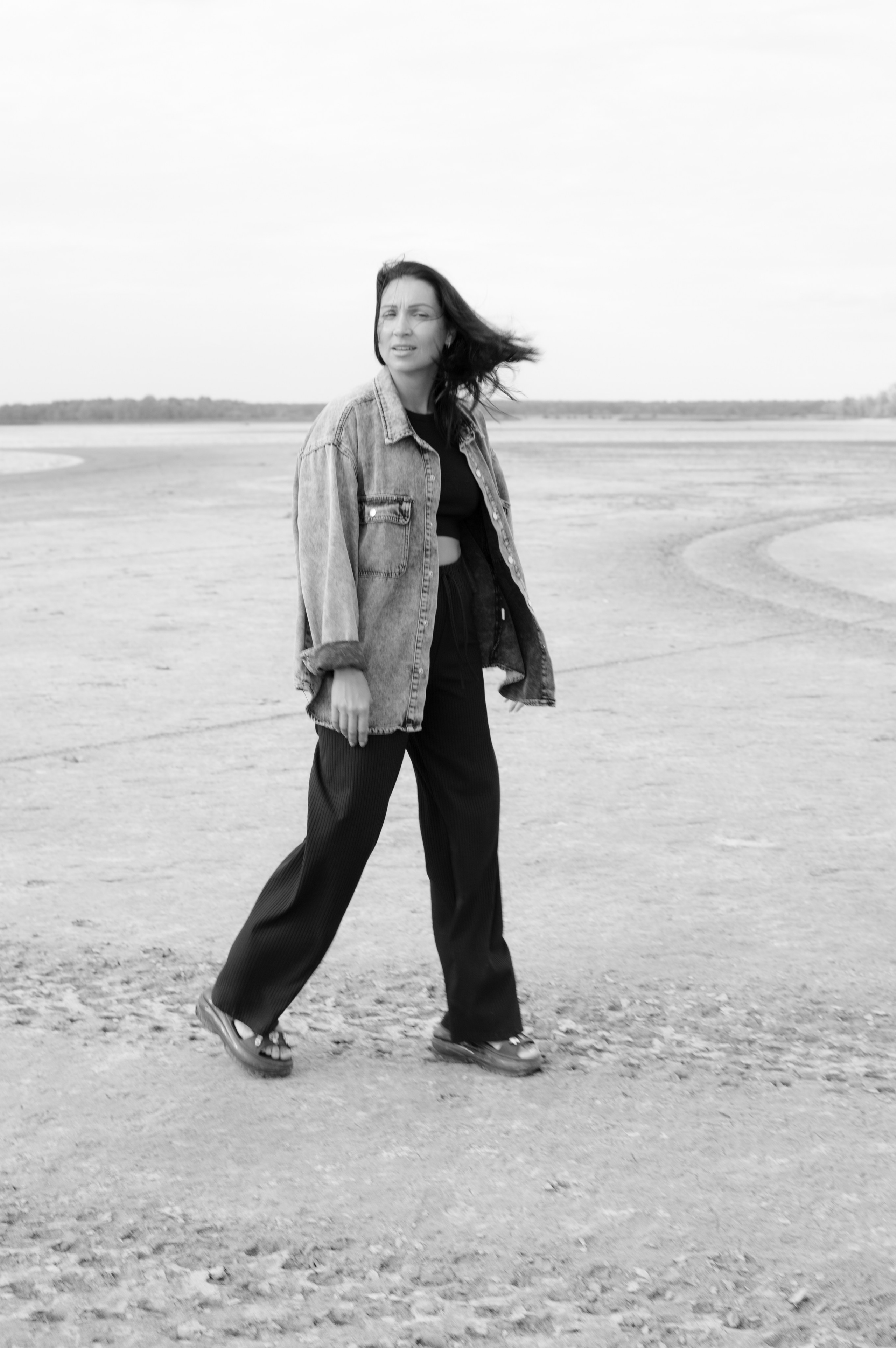 женский портрет, фотограф казань, фотограф спб, фотосессия, индивидуальная фотосессия, фото - терапия, Я-Есть, фотография, фотосессия в Казани, фотограф Дарья Гром, психологический портрет, чернобелая фотография, фотограф чб, фото история, фотосессия души