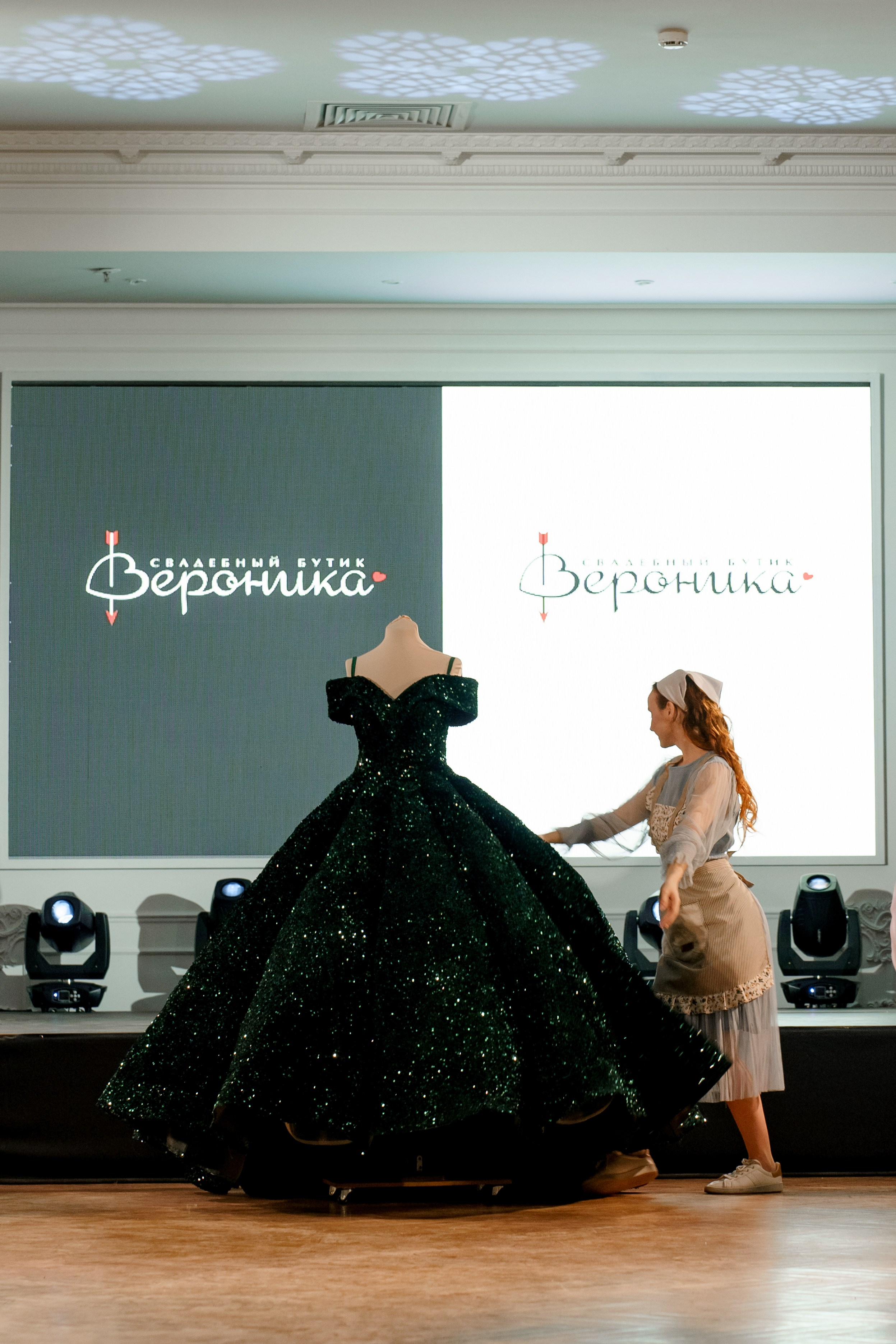 Выставка свадебных специалистов «Свадьба на 1000%». Свадебный фотограф в Санкт-Петербурге