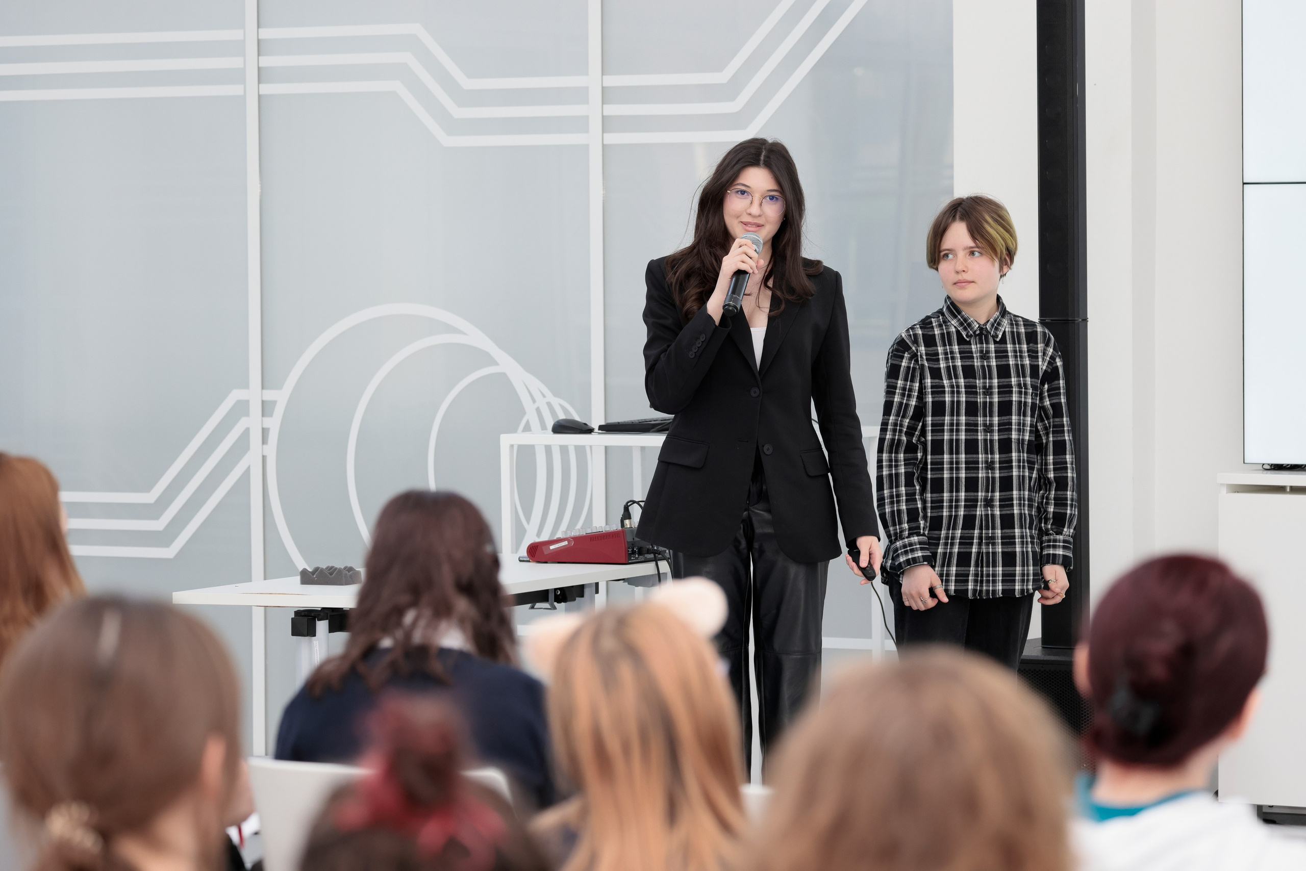 Форсайт-сессия 2023. Попов.фото — Предметная фотостудия в Новой Москве