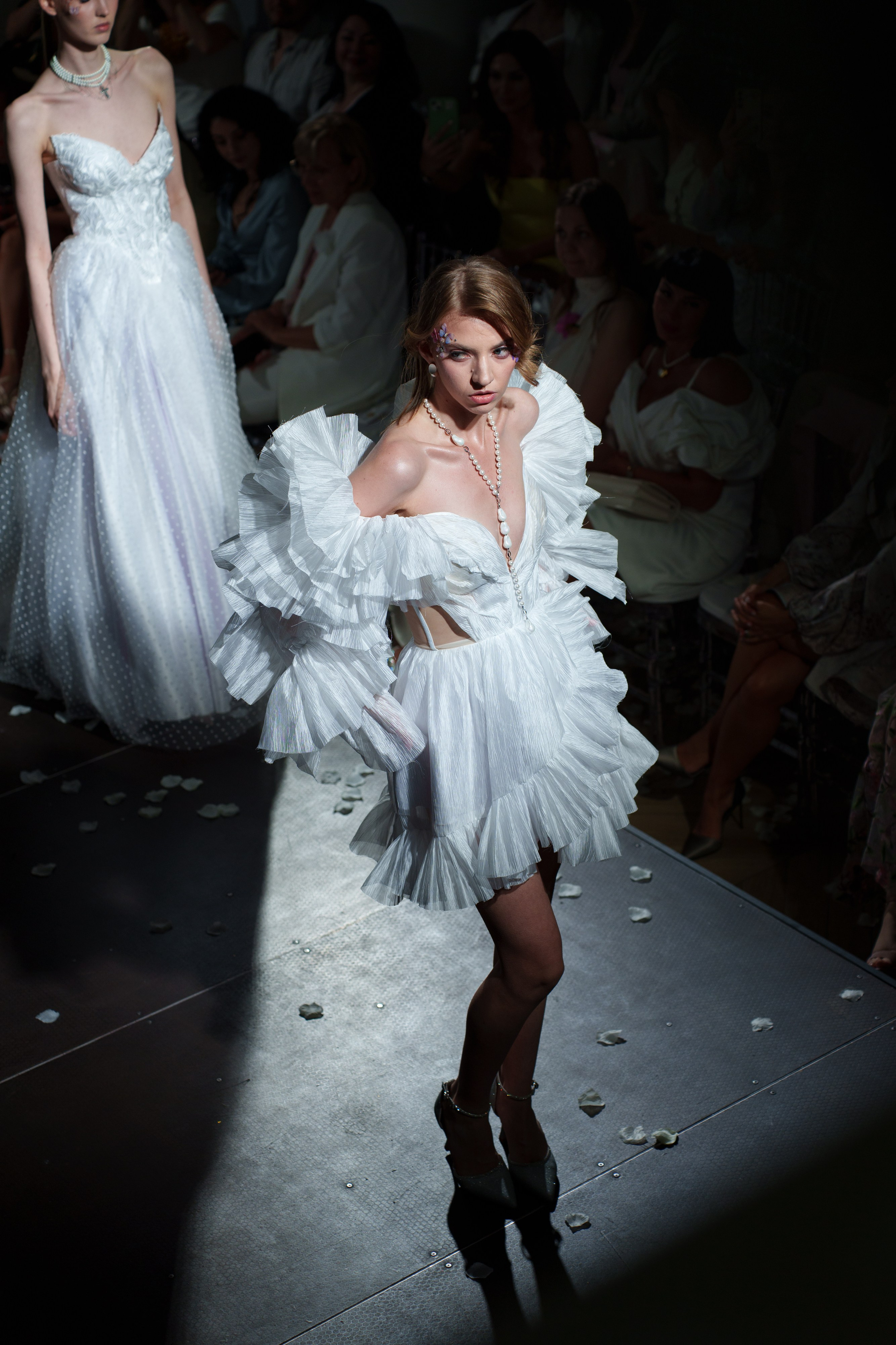 Репортаж |Модный показ Flower Inspiration |. Репортажный фотограф в Калининграде Екатерина Суханова