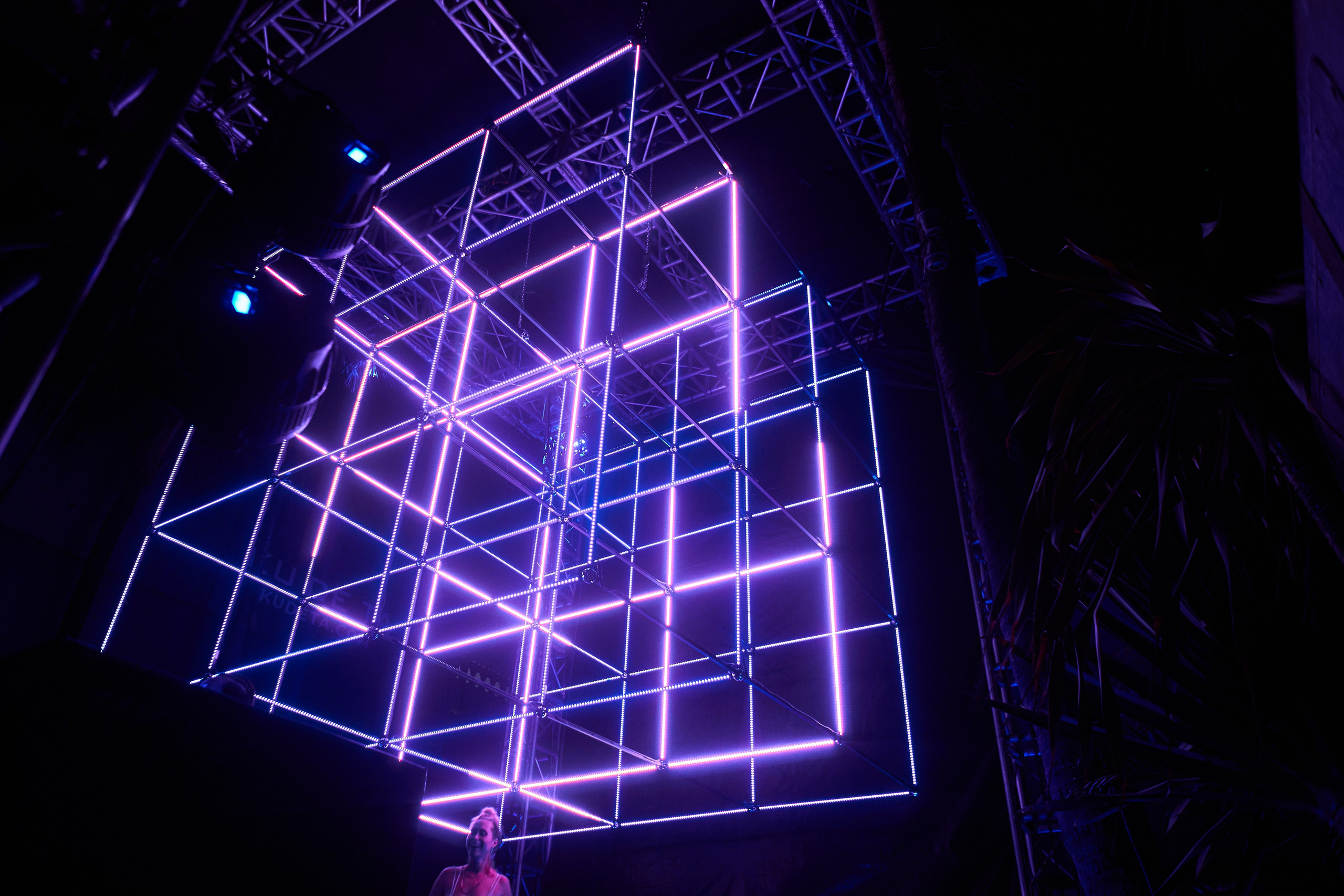 Magdalena KuDeTa. See the moment and catche. commercial and reportage