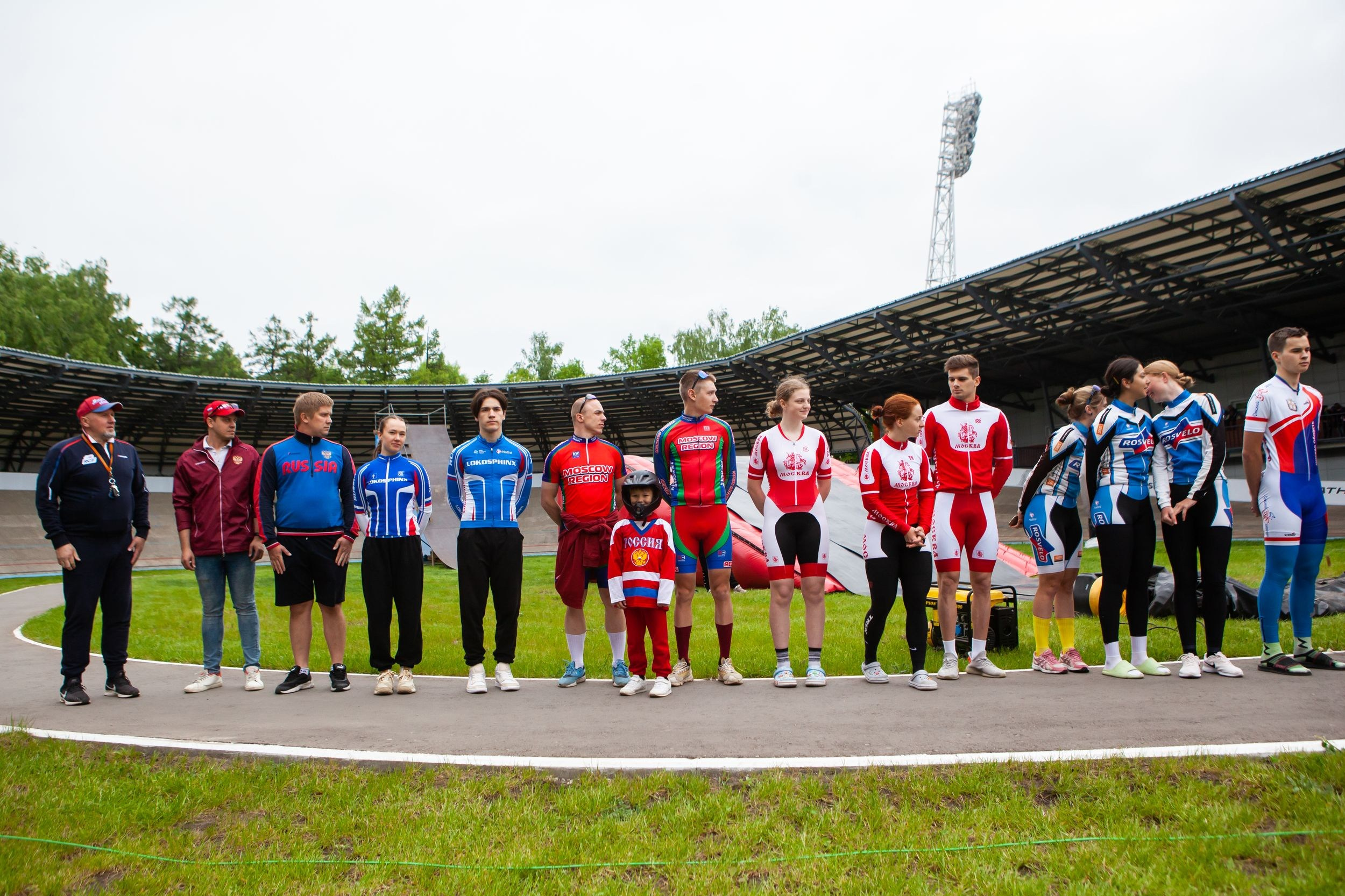 Соревнования по велоспорту «Большой приз Тулы» (19 мая 2023). Репортажный фотограф Алексей Пирязев