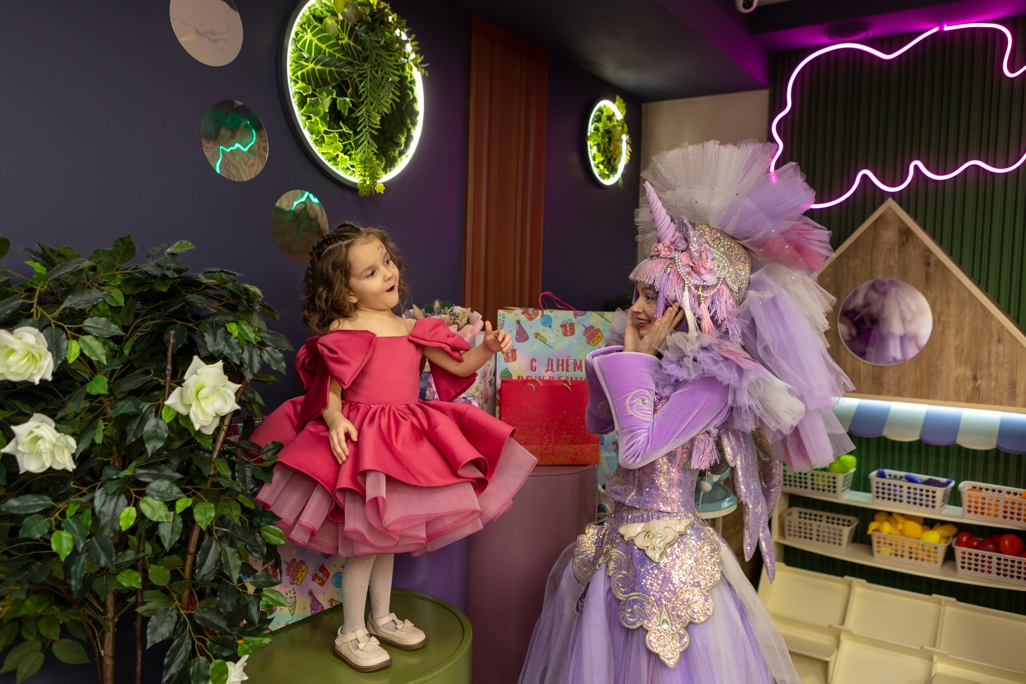 День Рождения Ксюши в Happy Land. Фотограф в Оренбурге. Профессиональный фотограф