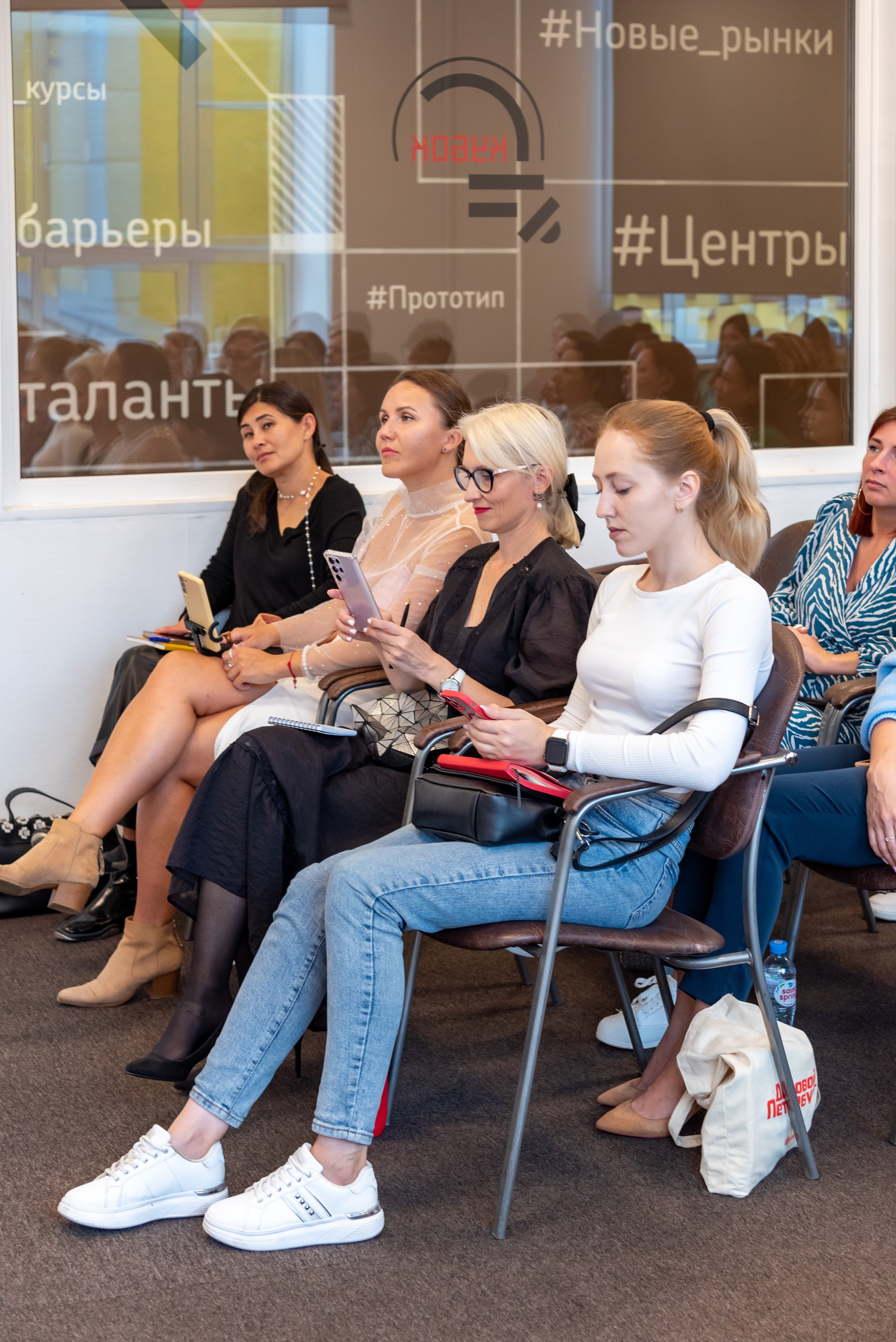 Лекторий 09.2023. Елена Сергеева- фотограф для жизни и бренда. Фотосессии и репортаж мероприятий