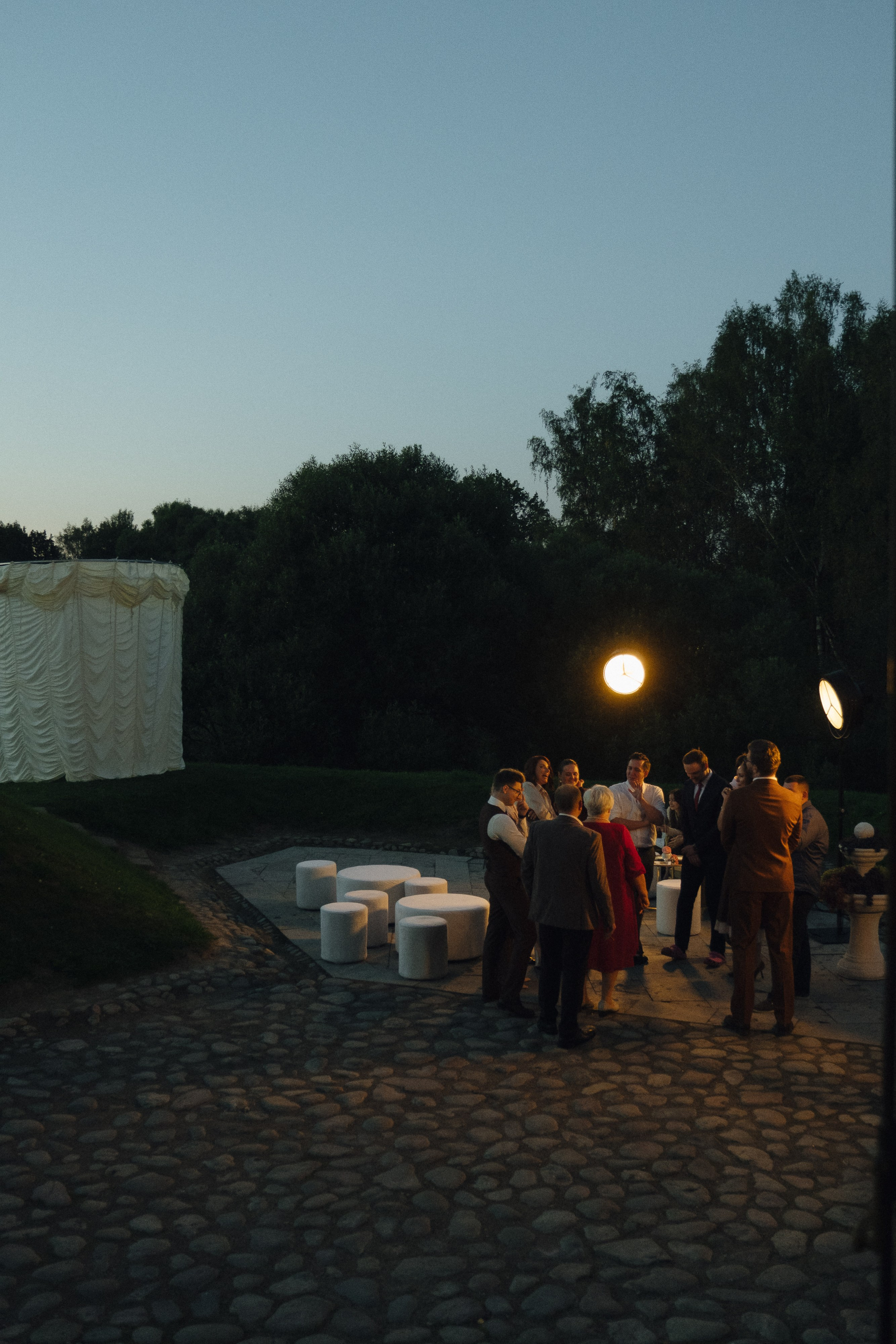 Свадьба в замке. Свадебный фотограф Таня Караисаева