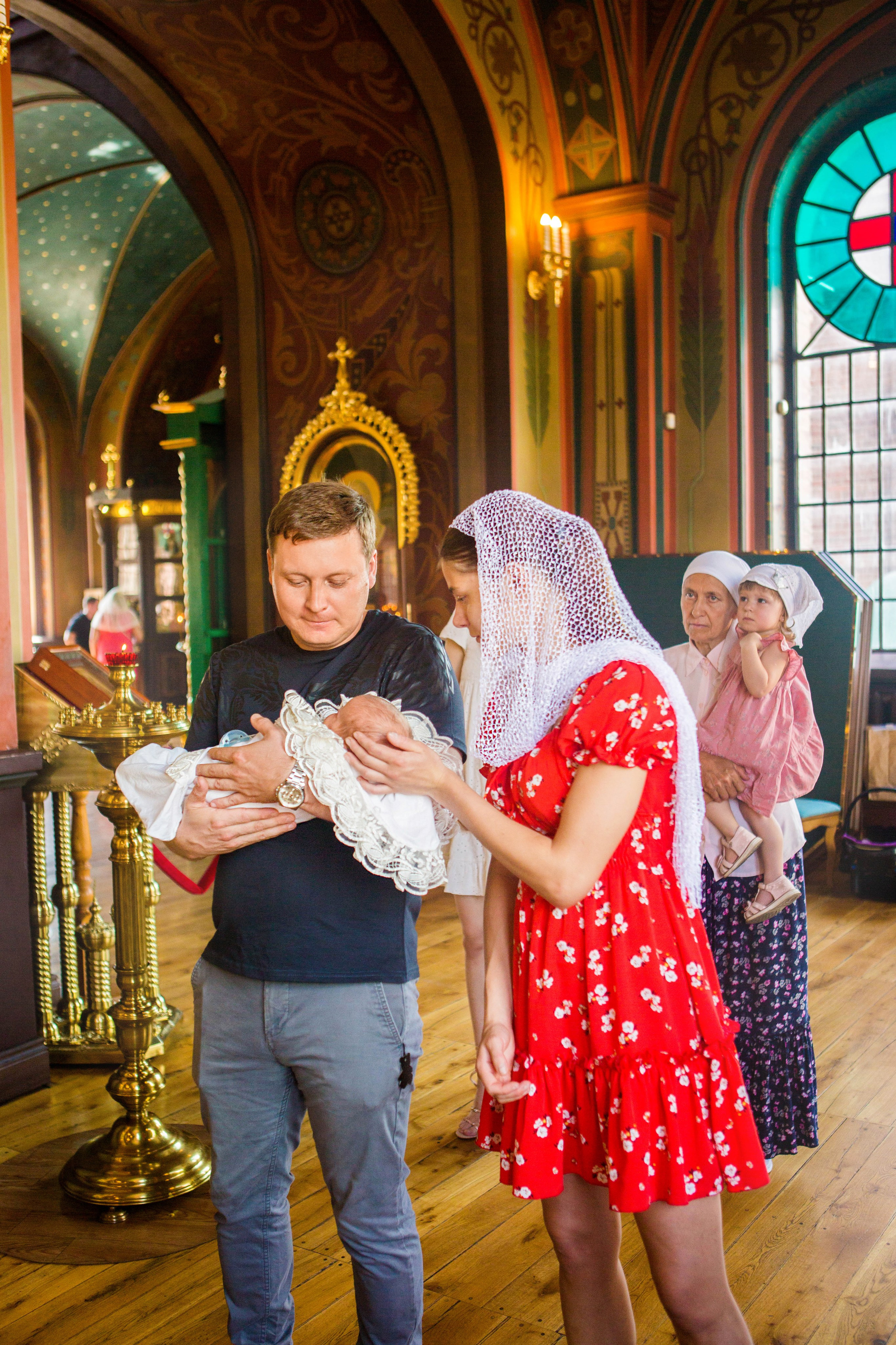 Крещение Надежды. Свято-Троицкий собор. Свадебный семейный и детский фотограф в Краснодаре Карина Федоровская