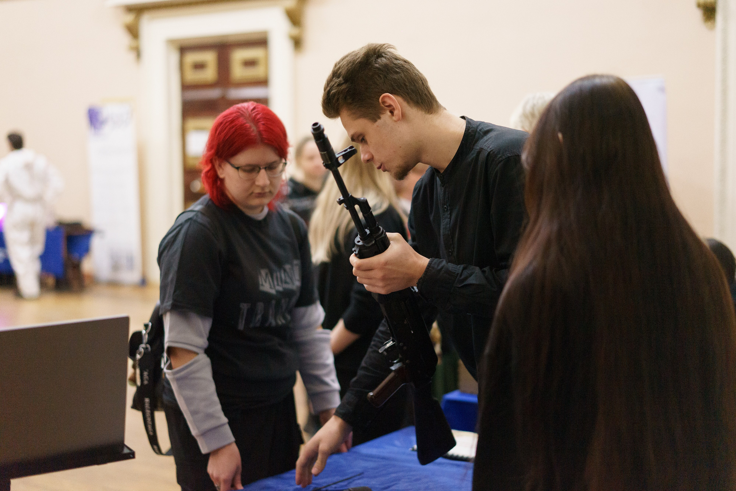 Межотраслевая выставка учебных заведений, Сафоново. Фотограф и видеограф Смоленск | Студия Цезарь
