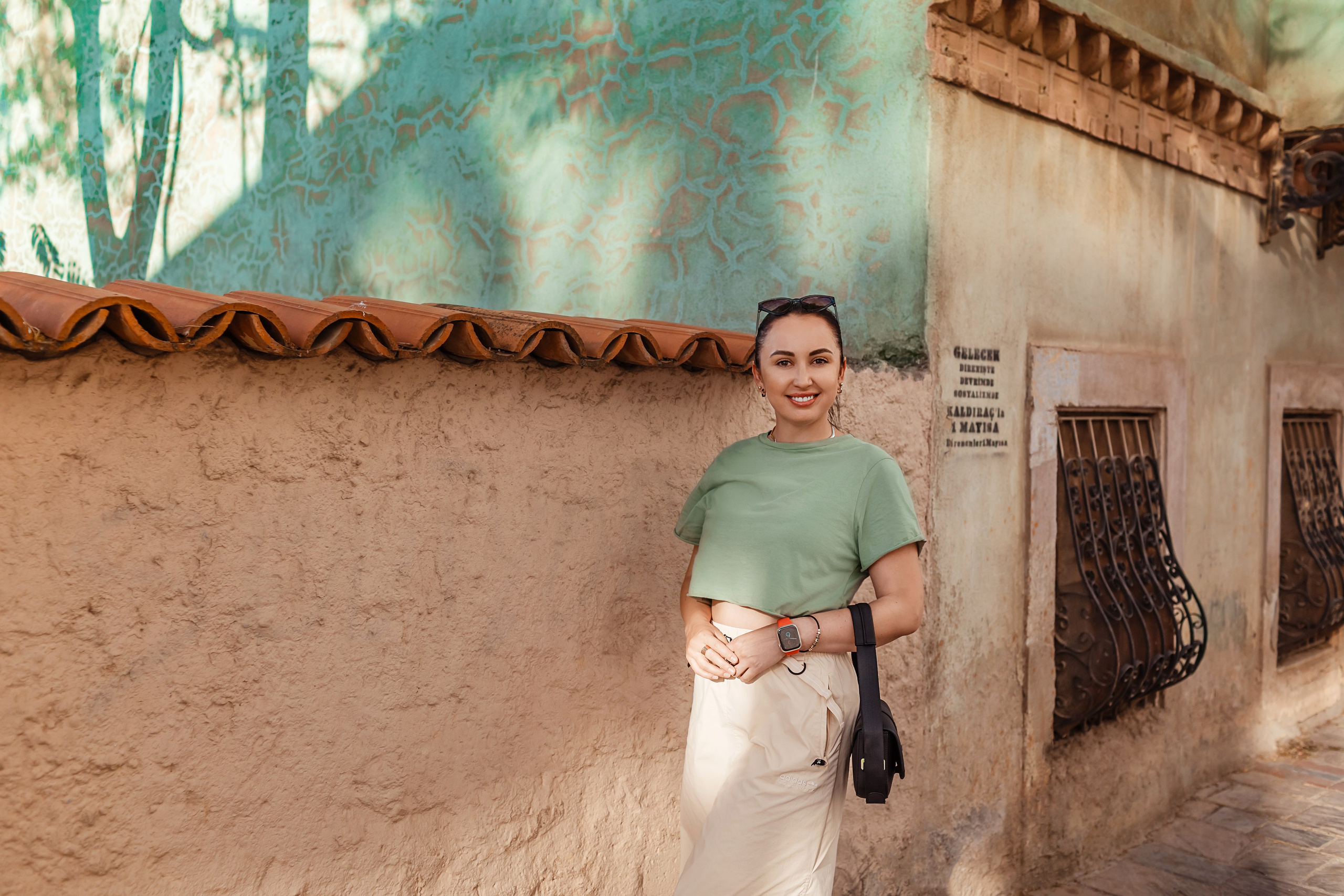 In old Izmir. Professional family and children’s photographer in Izmir Irina Eron