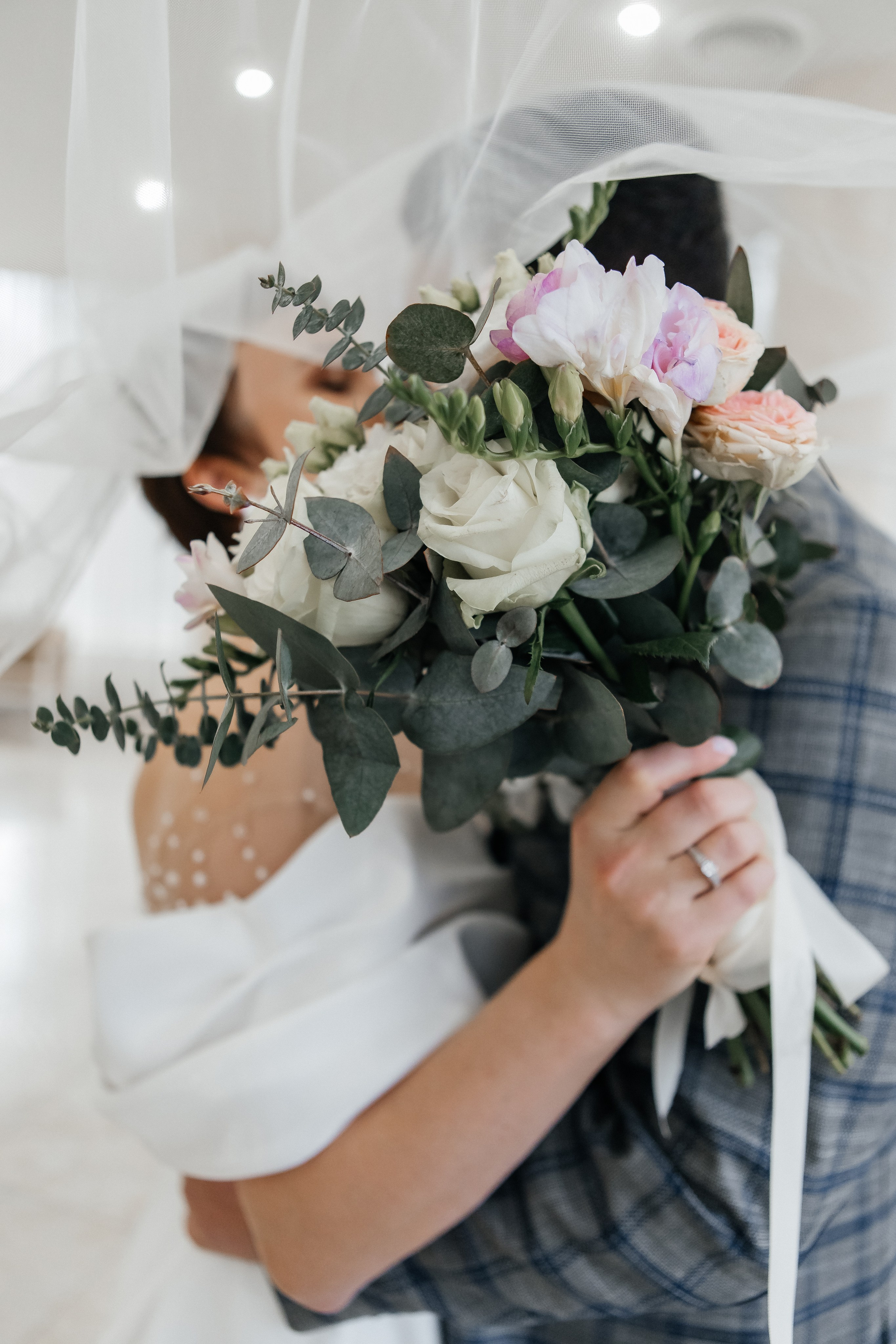 Свадебная фотопрогулка в усадьбе Горенки. Свадебный фотограф в Москве