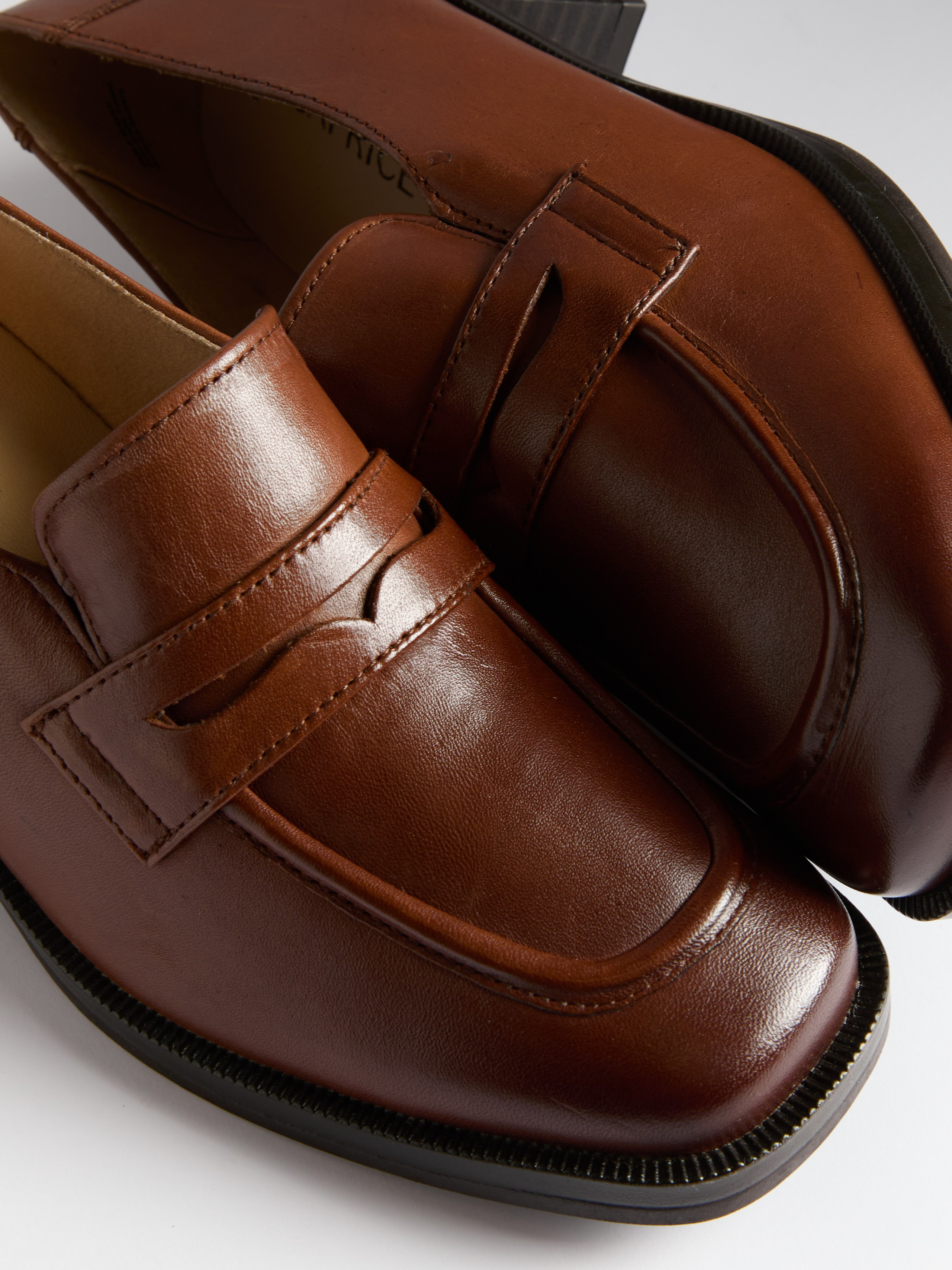 Предметный фотограф в Москве Евгений Шубин