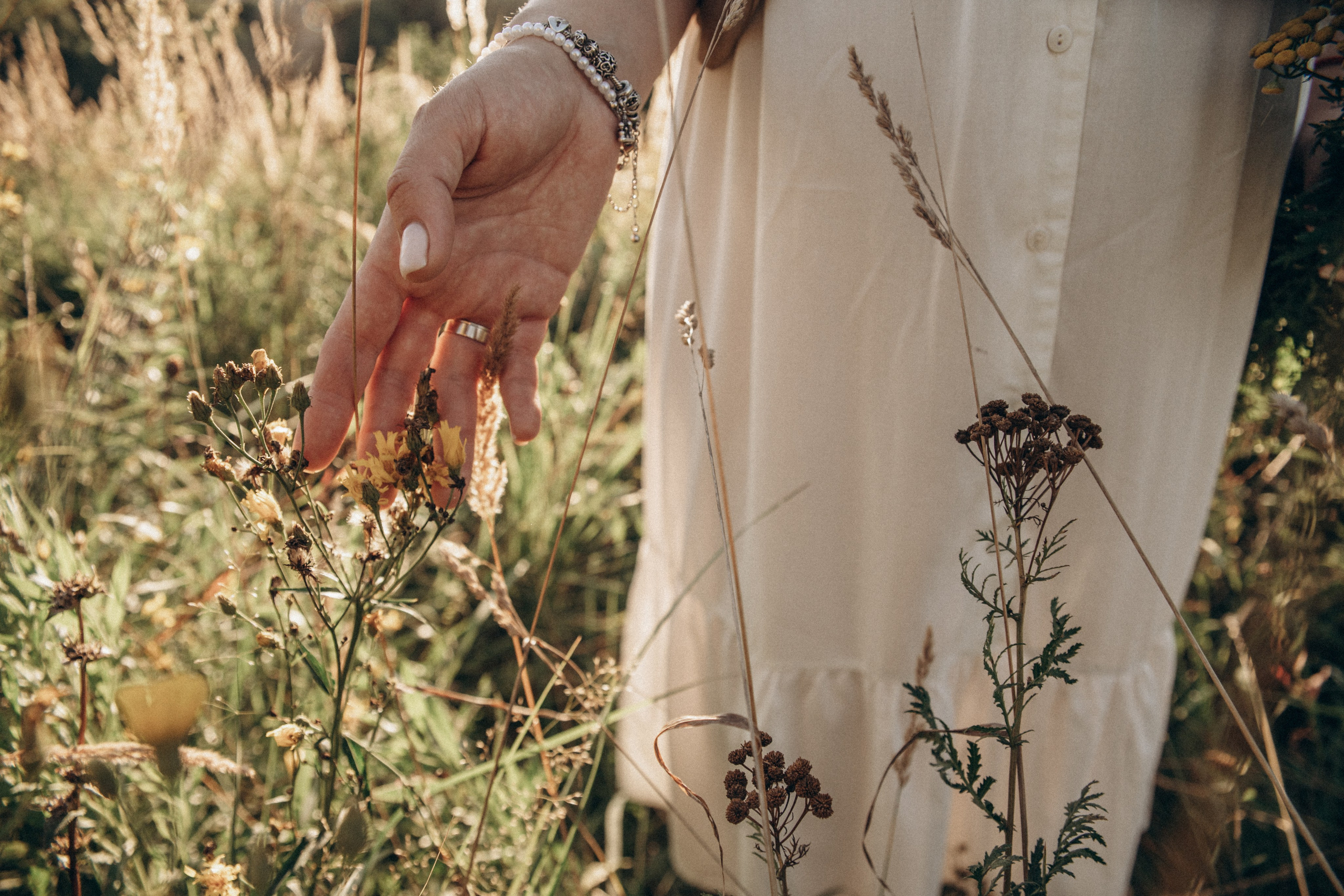 На холмах. Гаврилова Настя семейный фотограф lifestyle в Москве