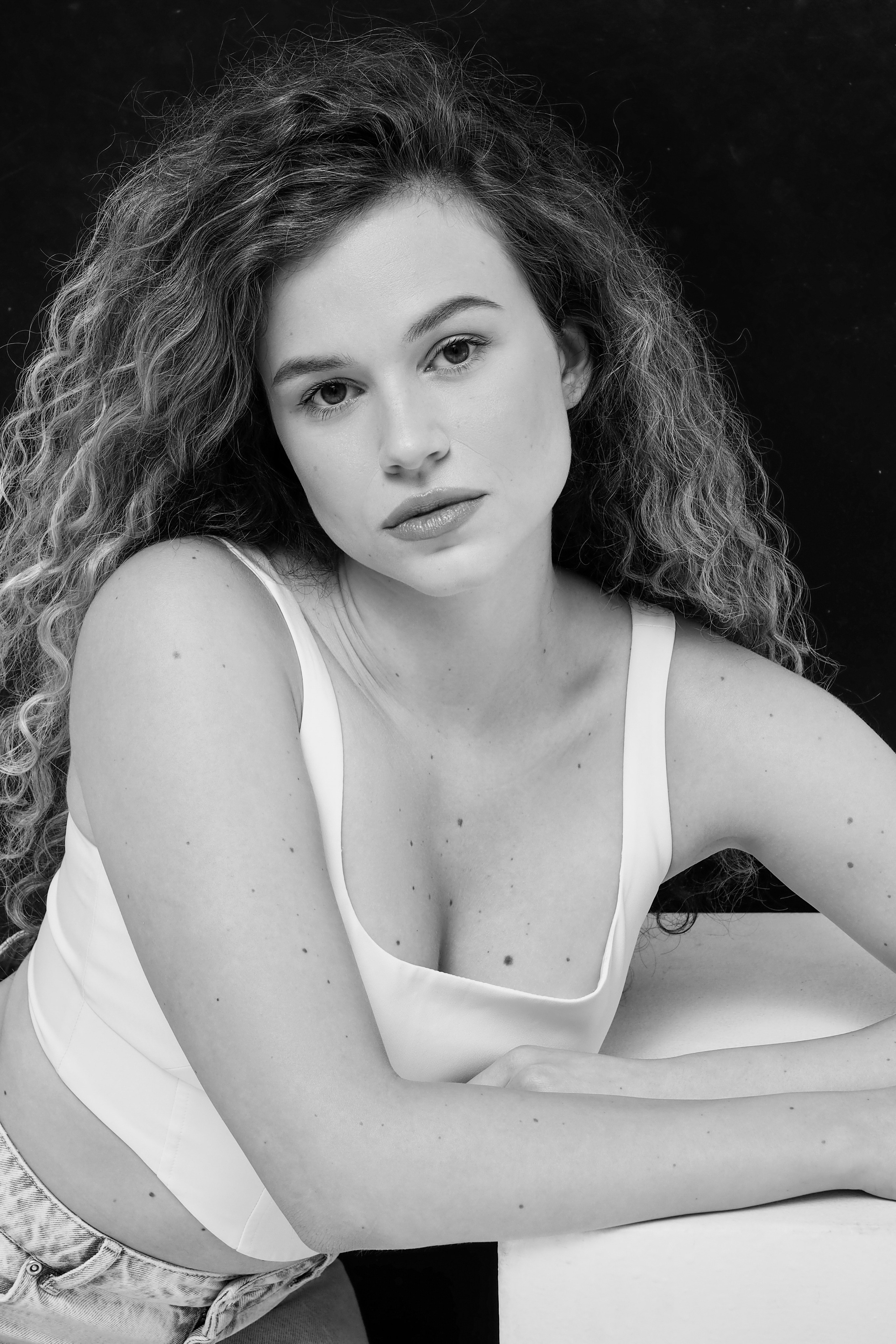 Мария, 44-46 р-р, 170 см. KED Production — продакшн из СПб. Создаём фото, видео и контент, который помогает брендам и селлерам продавать больше