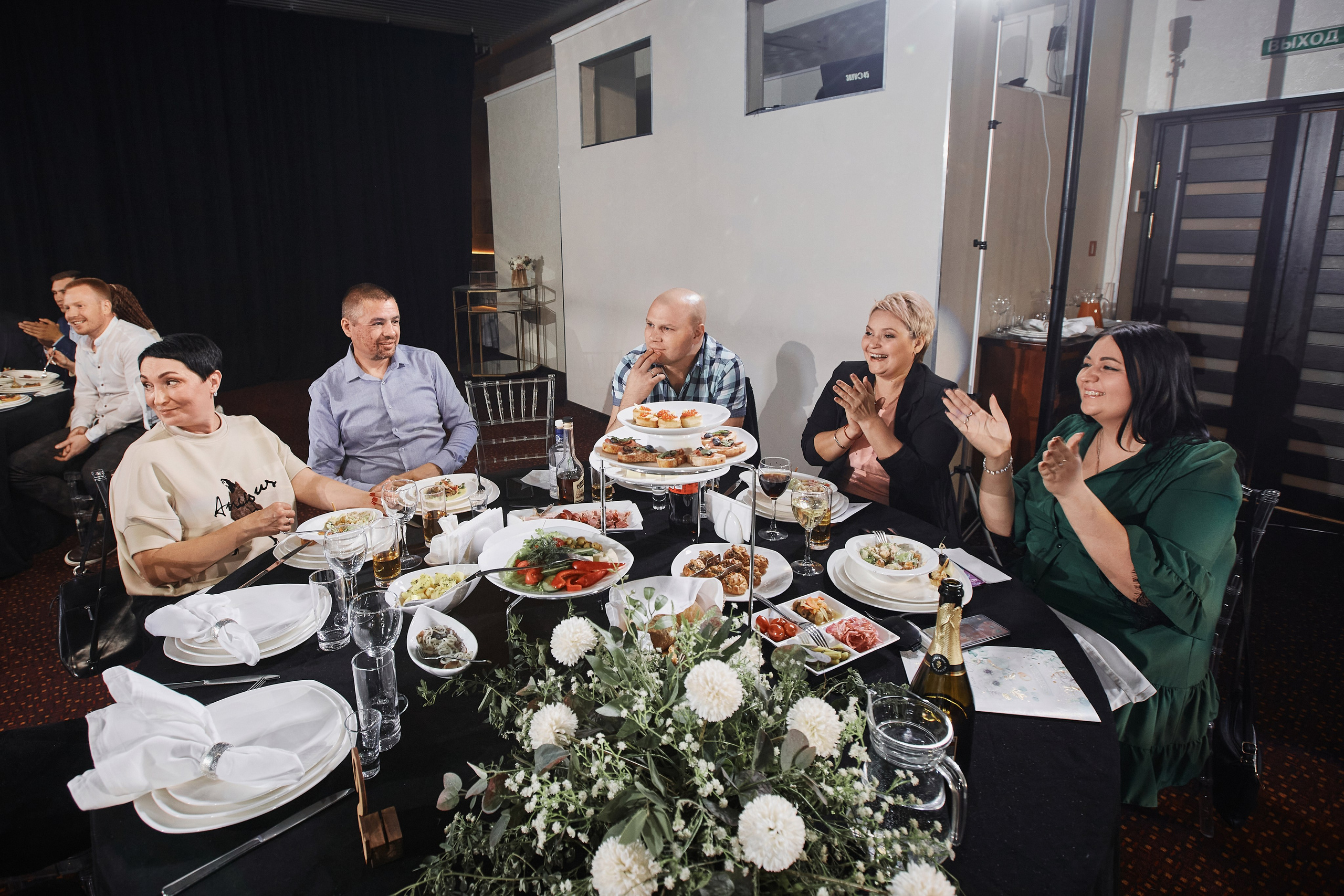 Костя и Елена Банкет. Ваш фотограф Антон Колташов город Курган Тюмень Челябинск Екатеринбург