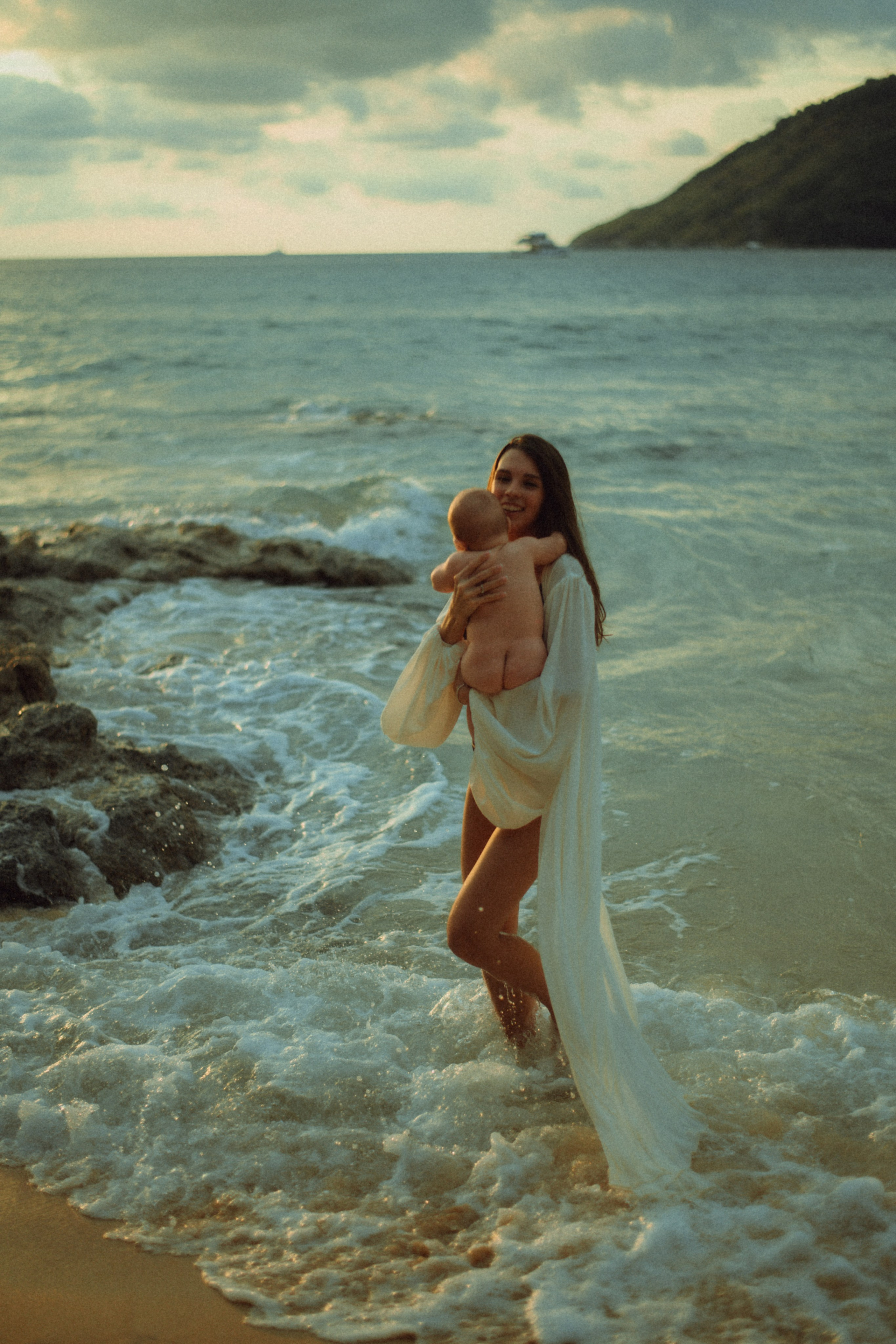 Мама и малыш море. Фотограф и Видеограф Анапа, Новороссийск, Краснодар. Алина и Женя