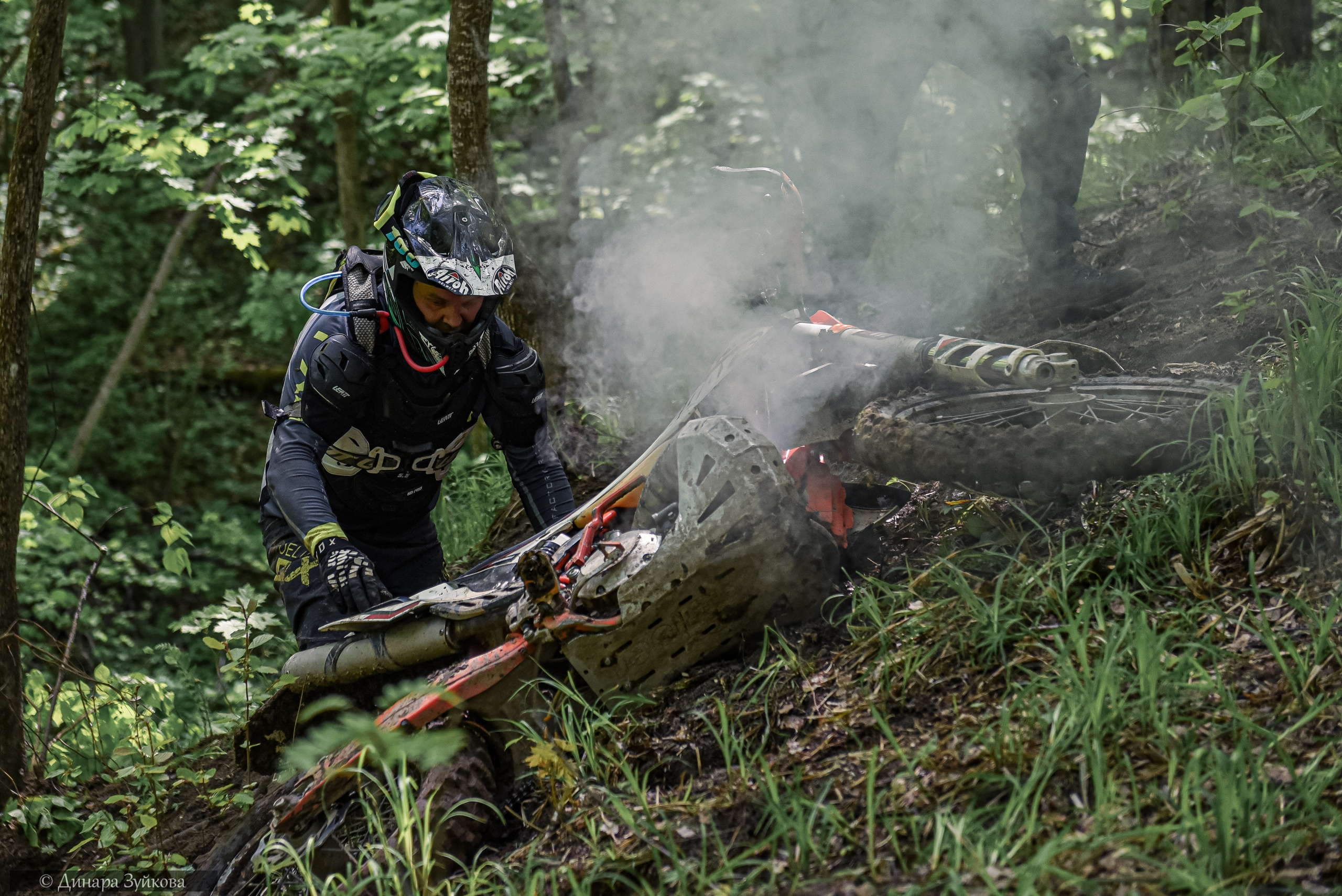 На местности. Каменки. Этап II. Мотофотограф в Нижнем Новгороде Динара Зуйкова