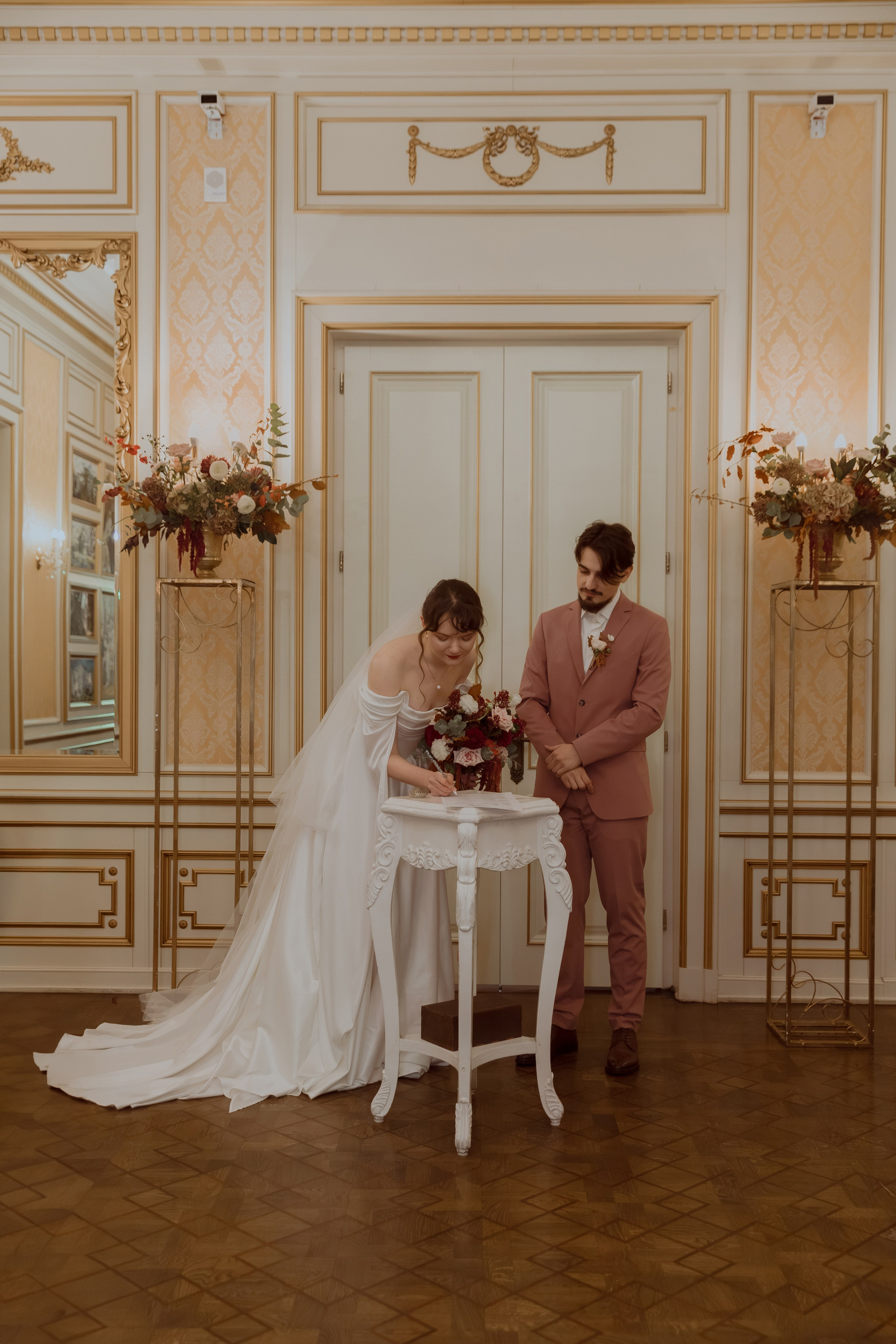 Welcome back to your own dinner party. Фотограф Лия Козловская Минск