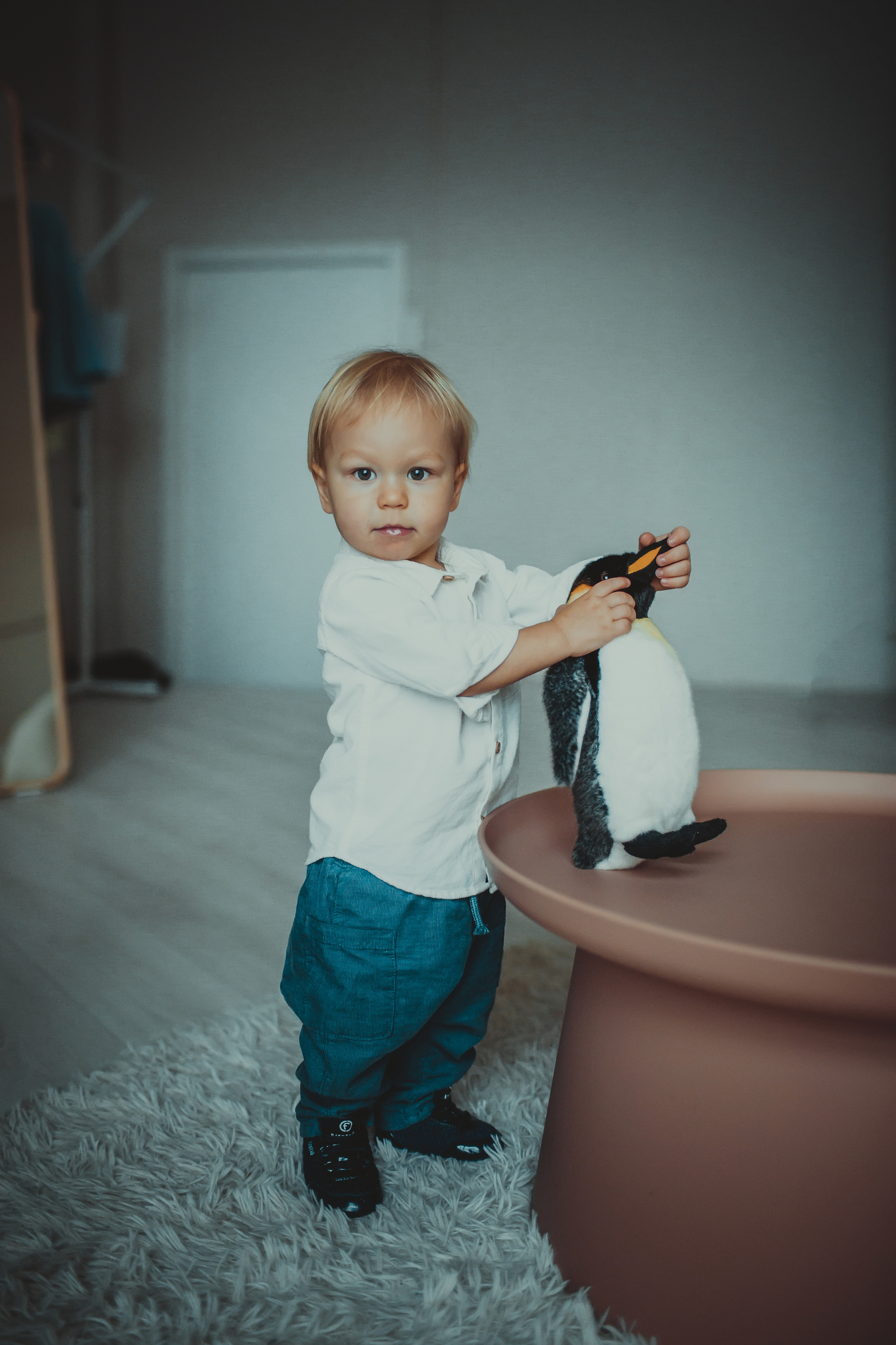 Студийная фотосессия маленького мальчика с родителями и бабушкой. Детский, свадебный и семейный фотограф Юлия Курбатова, Санкт-Петербург