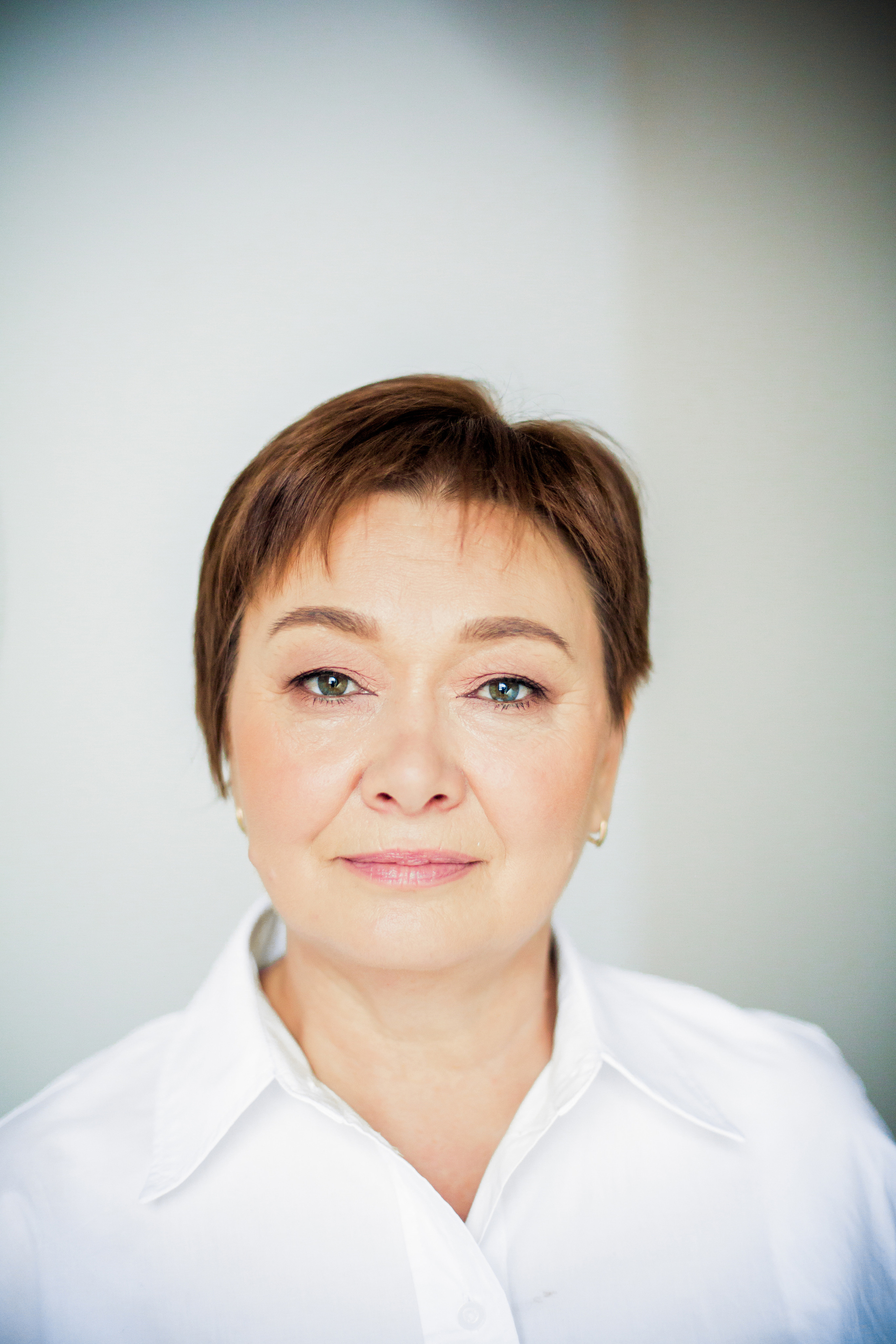 Студийная фотосессия маленького мальчика с родителями и бабушкой. Детский, свадебный и семейный фотограф Юлия Курбатова, Санкт-Петербург