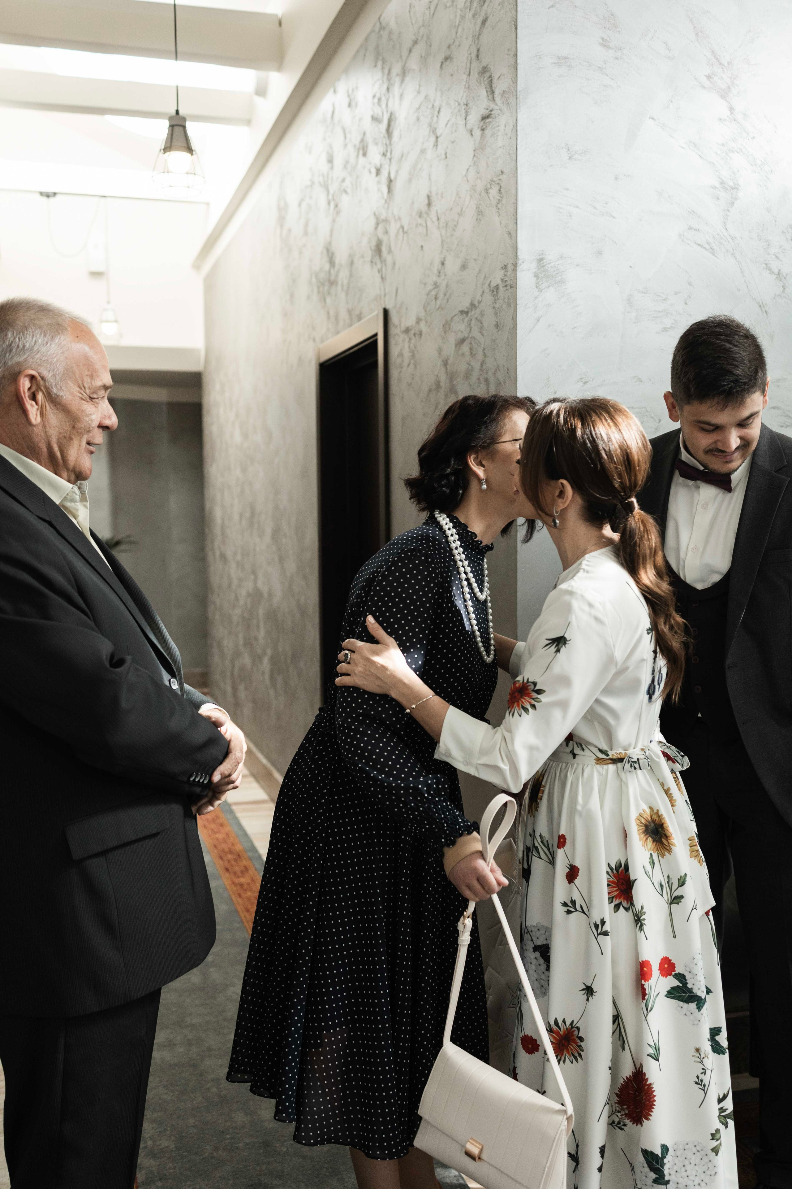 Wedding photographer Saint-Peterburg — живые свадебные фотографии. Pozdnishevkirill