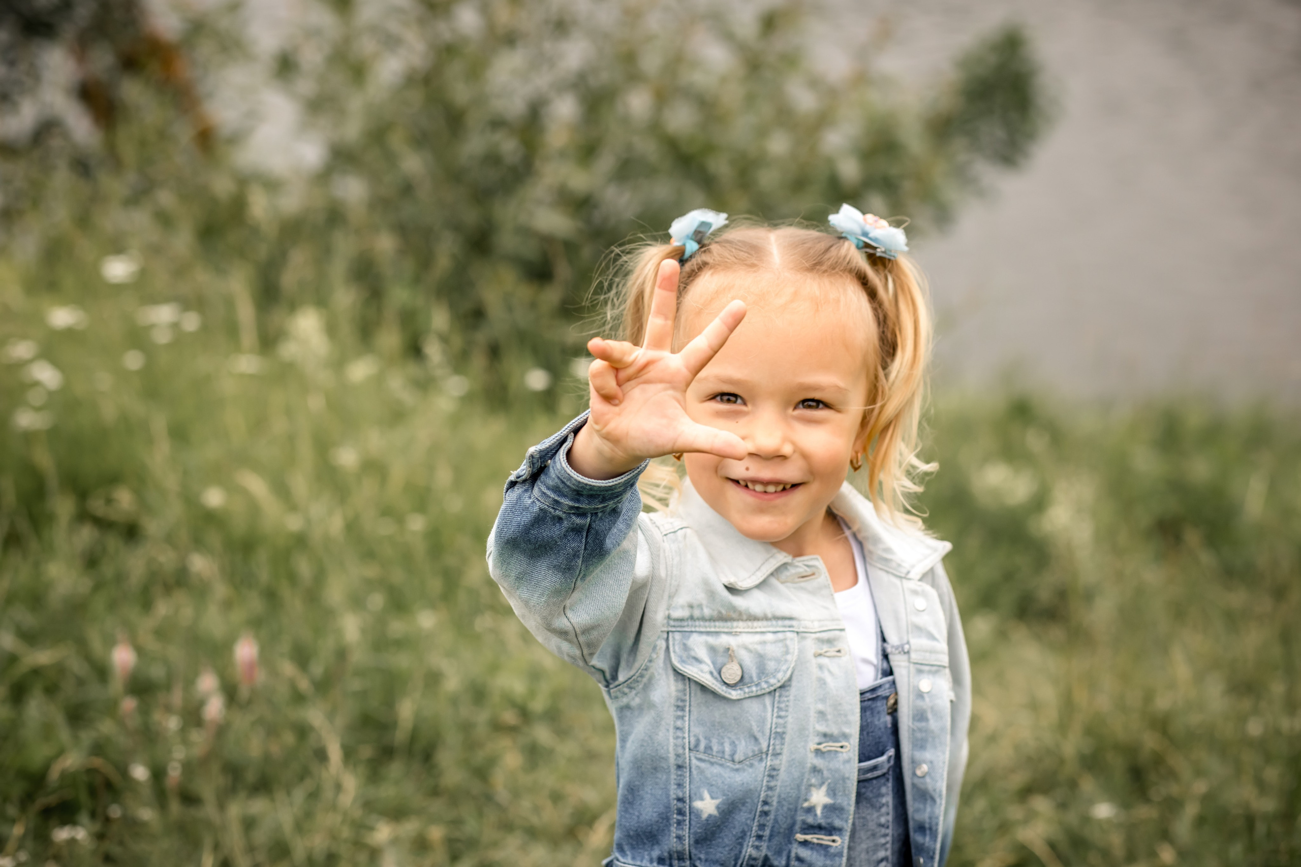 Катя с детками