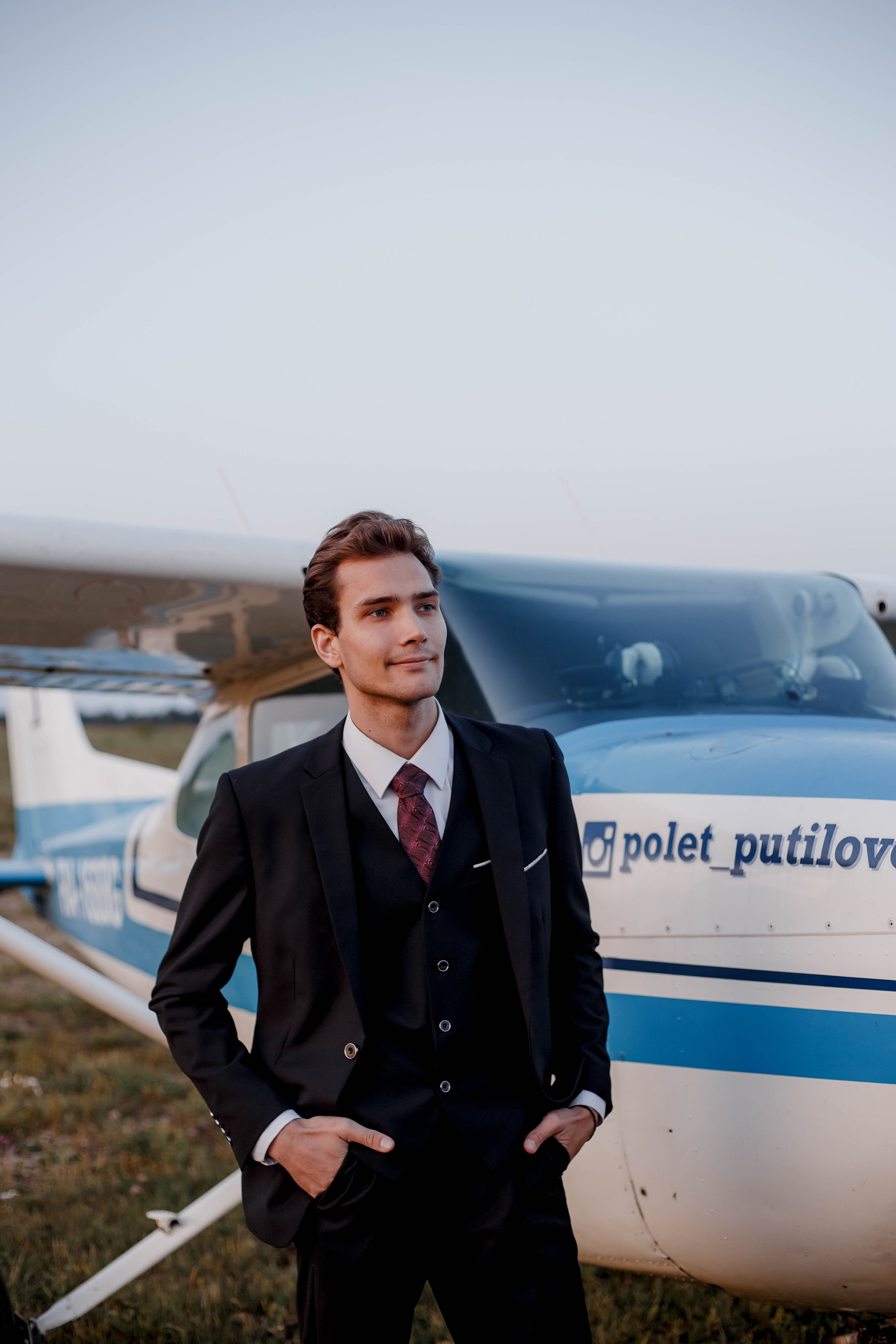 На взлетной полосе. Свадебный фотограф Санкт-Петербург  Москва