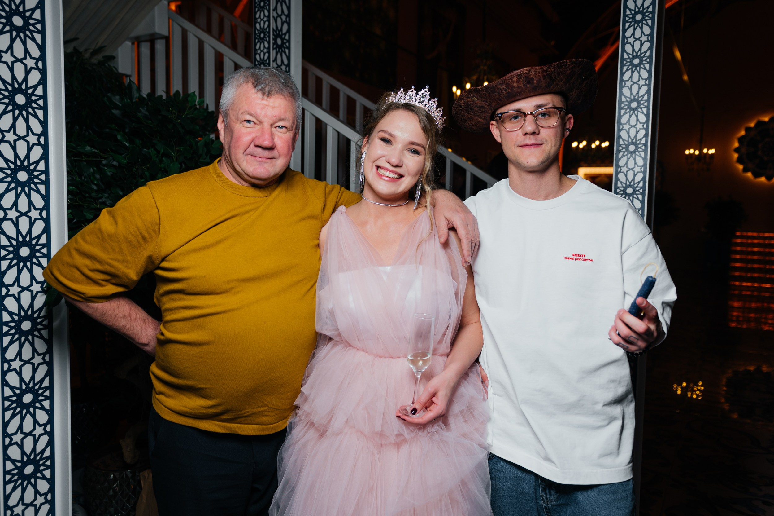 Новогодняя ночь 2024 в ресторане Чайхона ВО. Коммерческий фотограф в Санкт-Петербурге Анна Кобзарь
