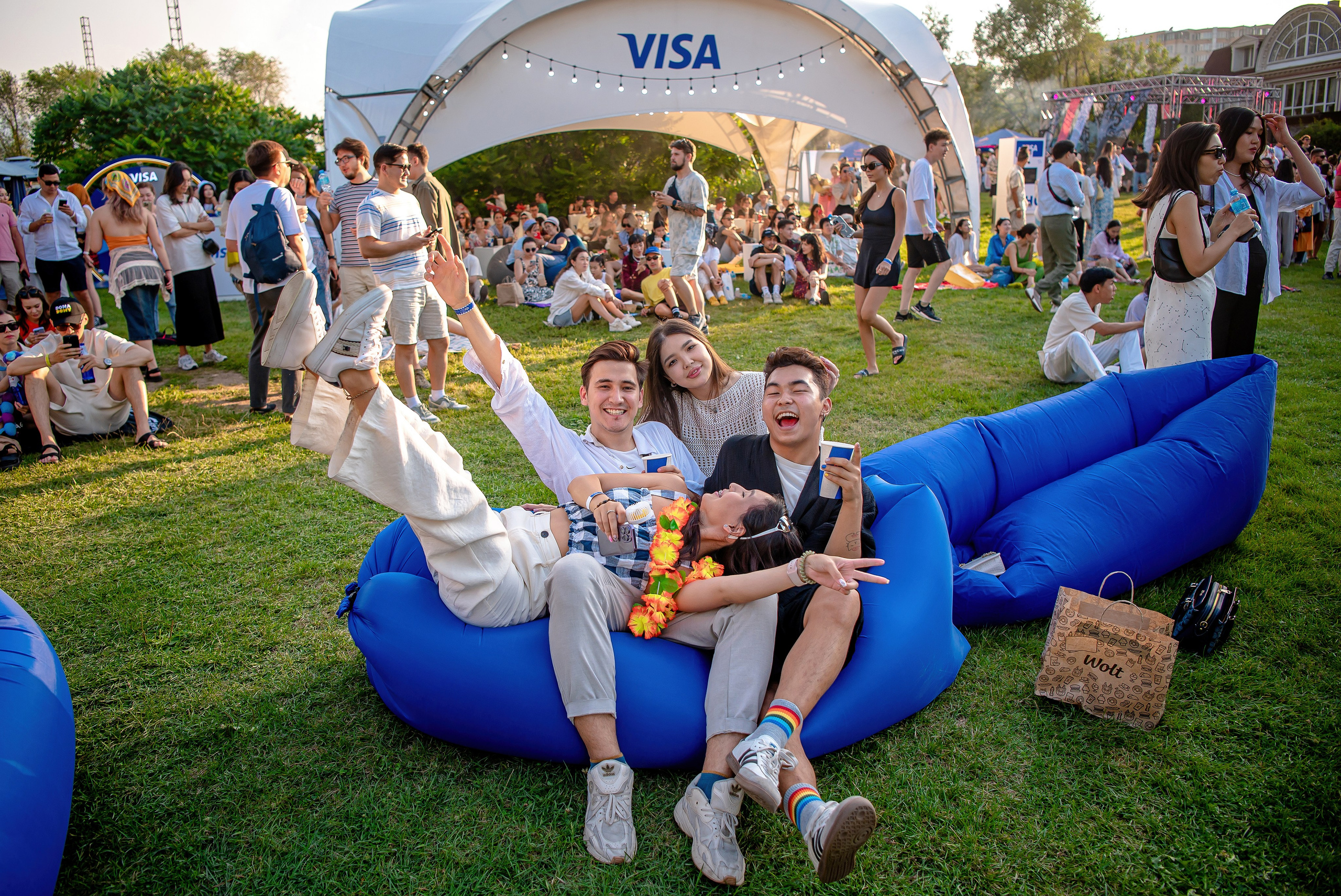 Концерты. Фестивали. Елена Северина фотограф, Алматы: репортаж (спорт, концерты, конференции), предметная и фуд-съёмка, портреты, каталоги, фэшн, ретушь