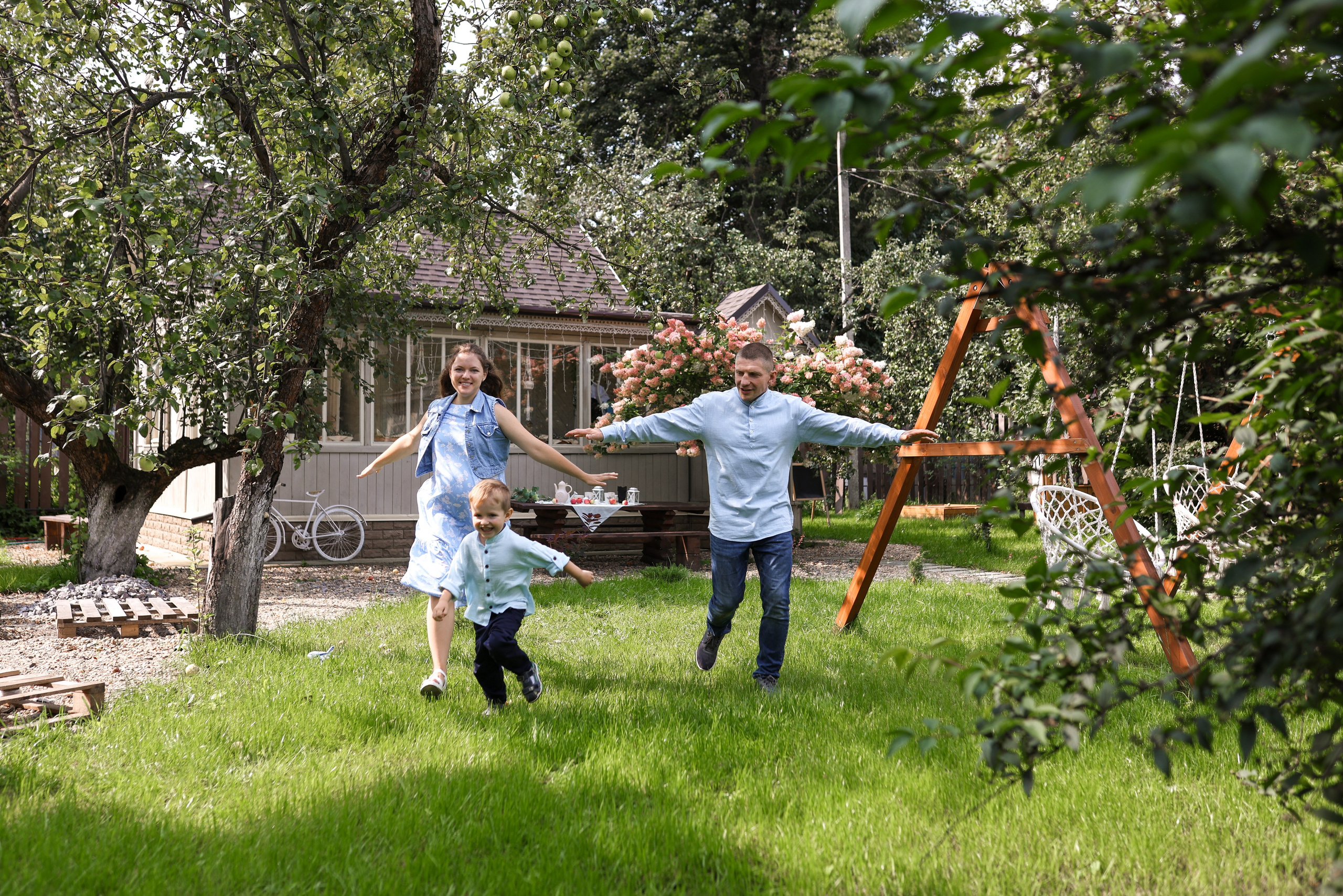 Фотосессия беременности в загородной студии Купавна. Фотограф в Железнодорожном и Балашихе