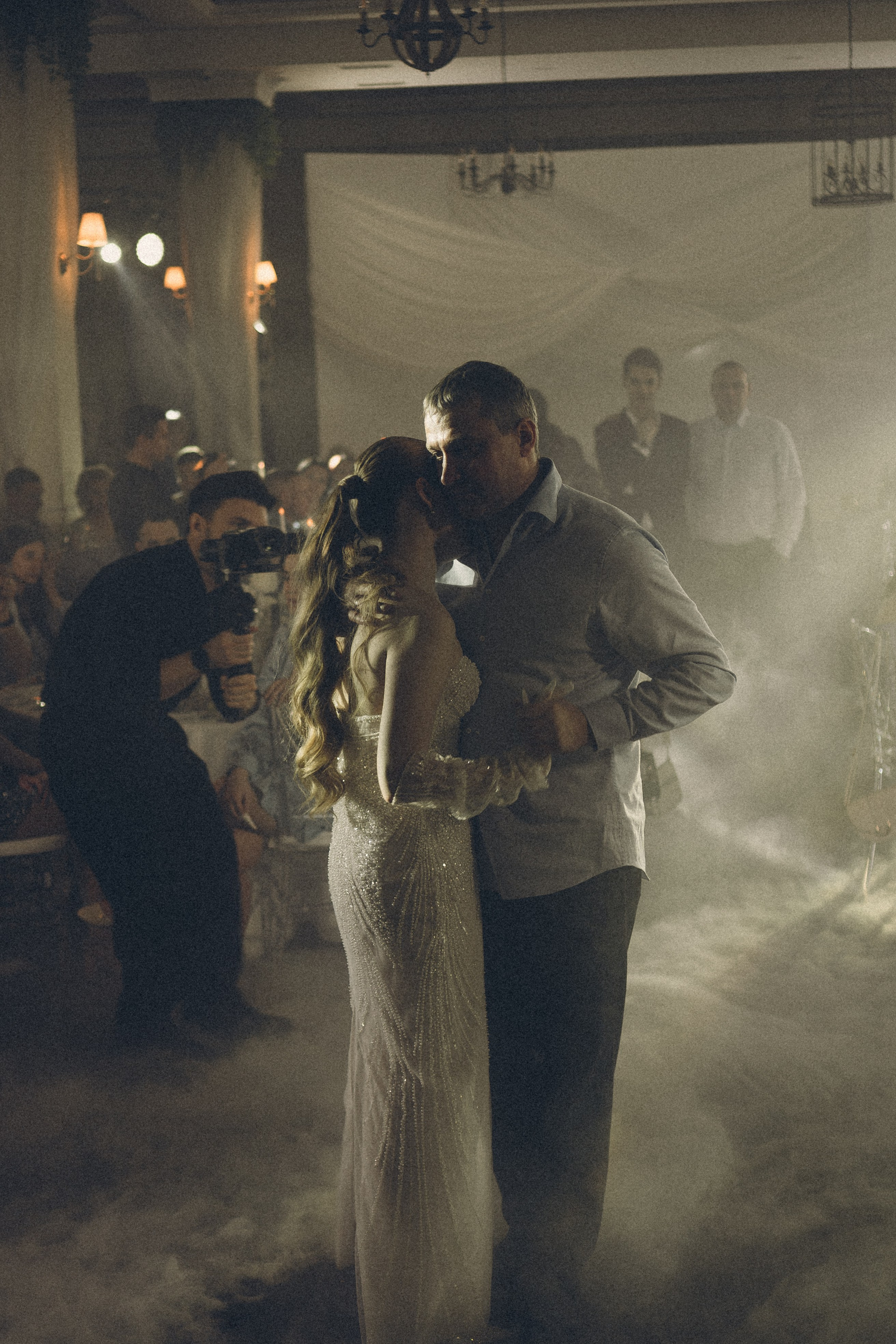 СВАДЕБНАЯ СЬЕМКА В ОТЕЛЕ В СИБИРИ. Профессиональный фотограф, Санкт-Петербург — Виктория Богомолова