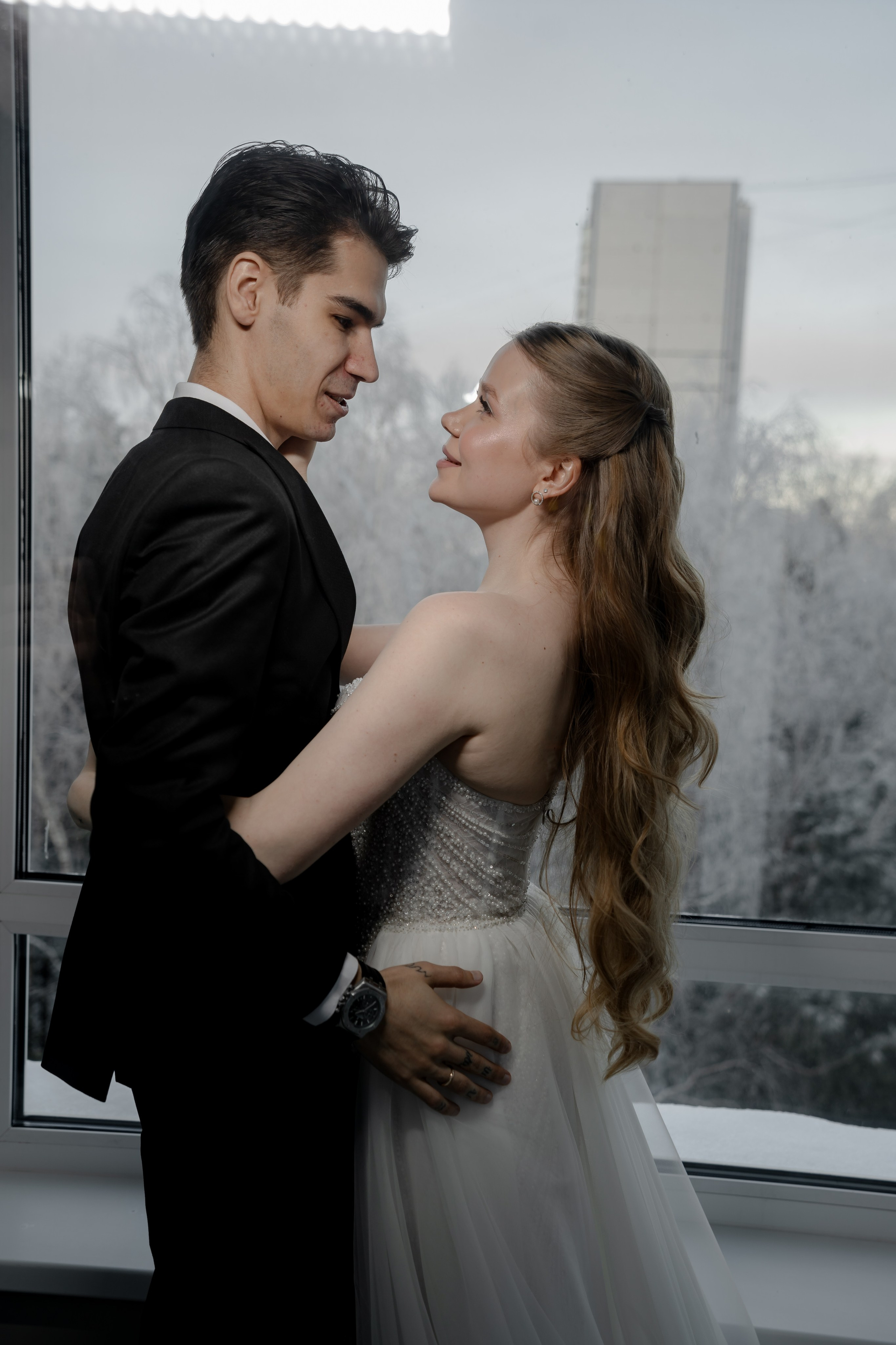 СВАДЕБНАЯ СЬЕМКА СБОРОВ В ОТЕЛЕ И ВЫЕЗД НА ЦЕРЕМОНИЮ (СНЯТО В СИБИРЕ В НИЖНЕВАРТОВСКЕ). Профессиональный фотограф, Санкт-Петербург — Виктория Богомолова