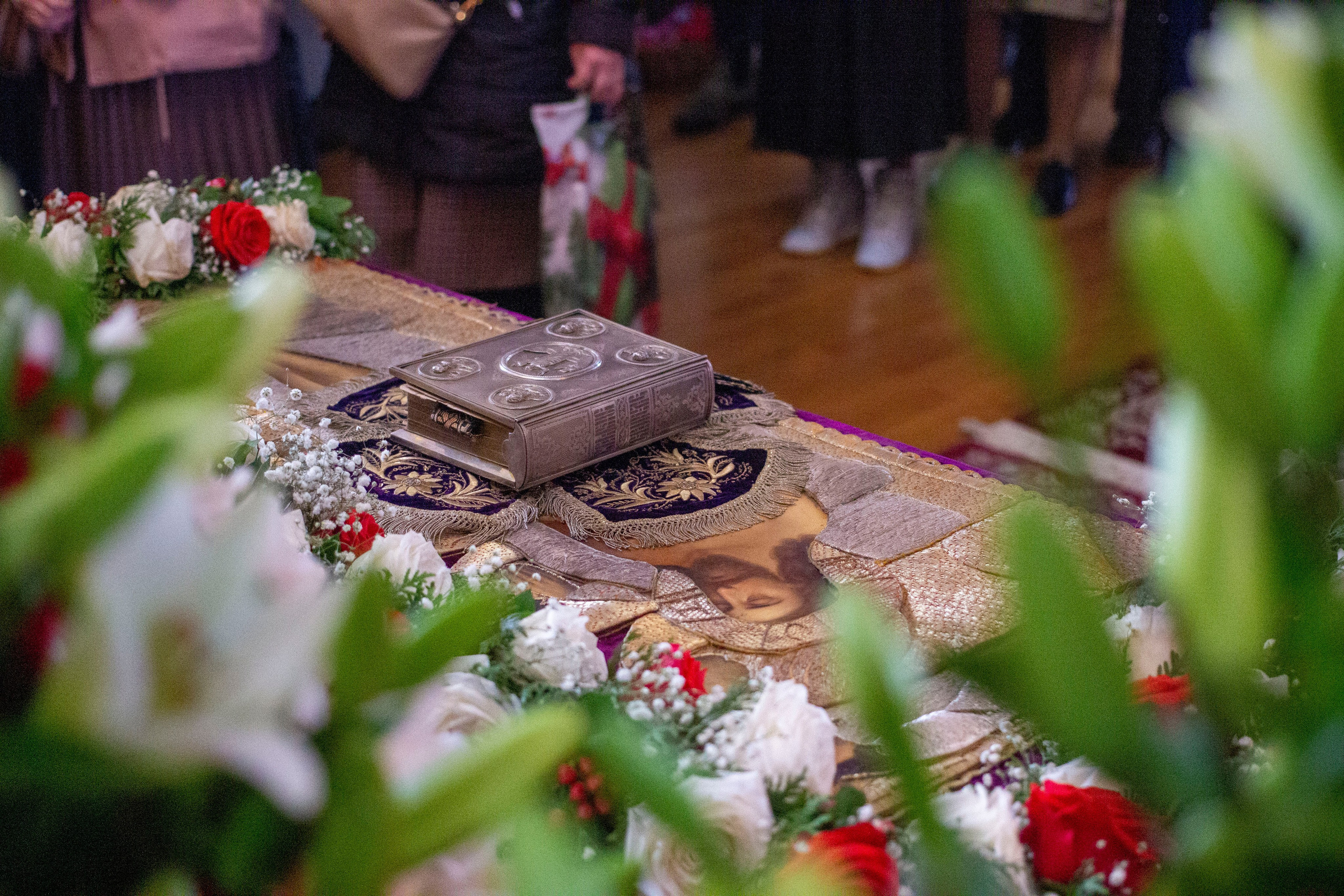 ВЕЛИКАЯ СУББОТА. НИКОЛО-БОГОЯВЛЕНСКИЙ МОРСКОЙ СОБОР