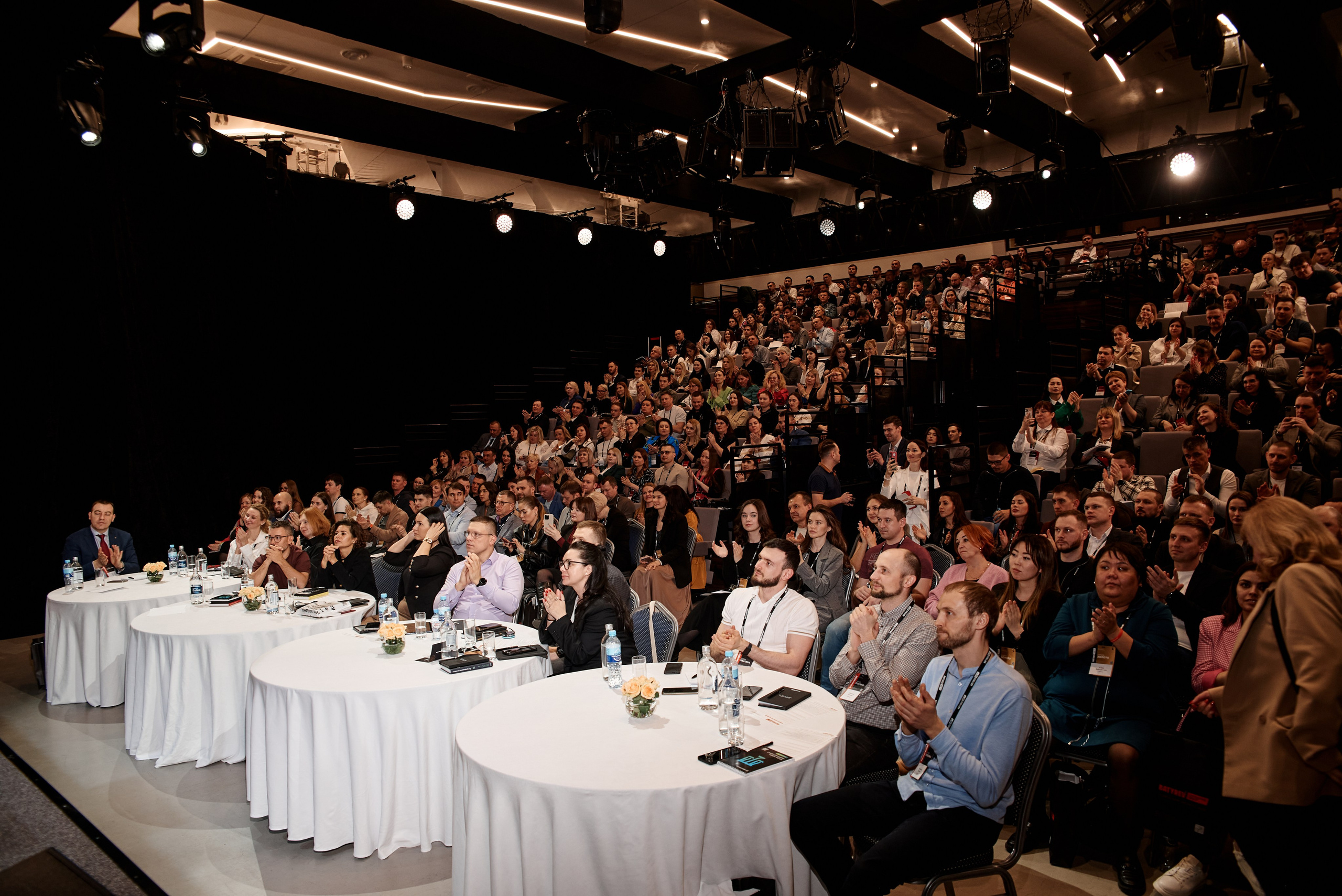 МК Максима Батырева, г. Екатеринбург. Анна Гончарова свадебный и репортажный фотограф в Москве