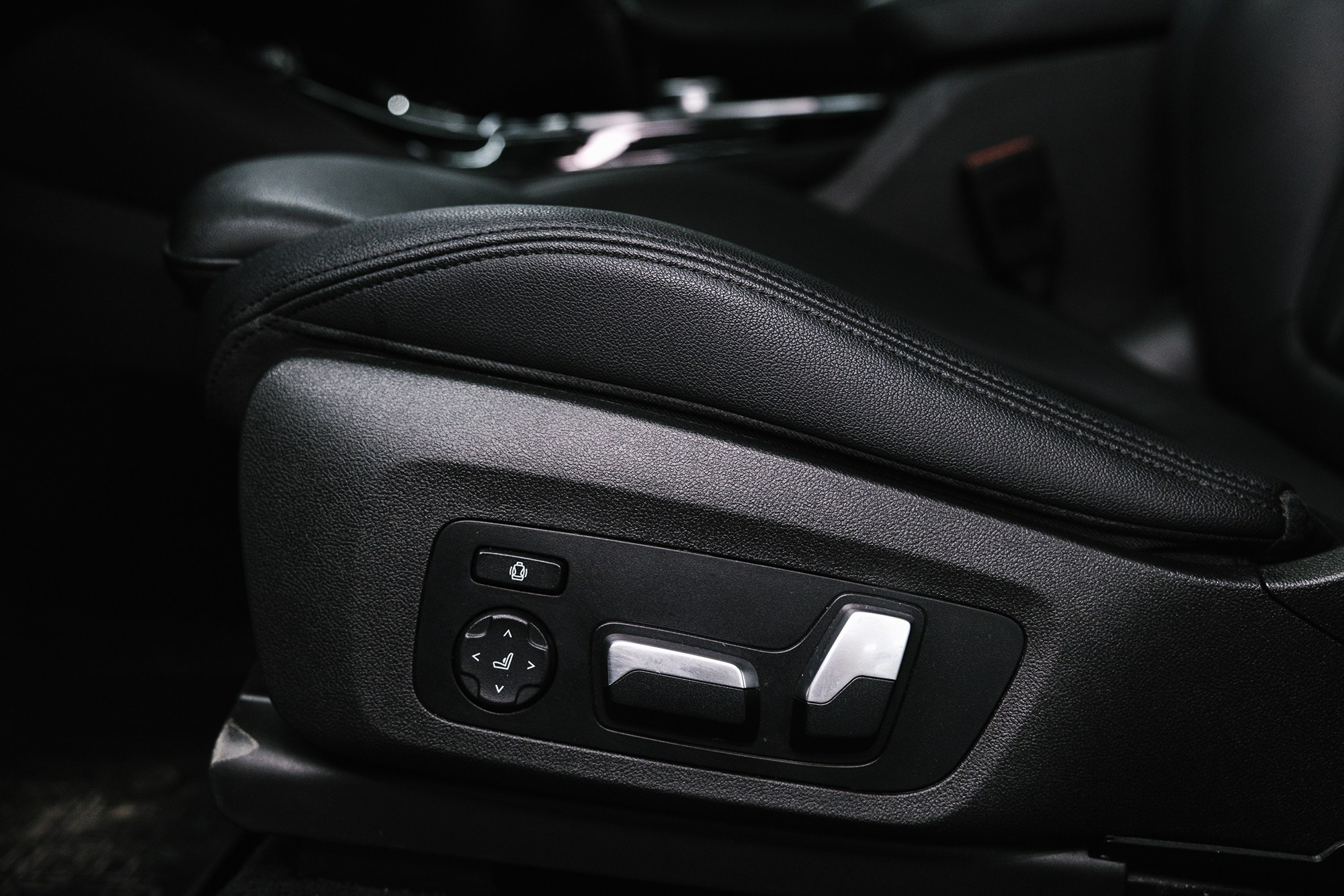 BMW X3 30i 2,0 xDrive Steptronic (252 л. с.). Автосалон «Х-Авто»