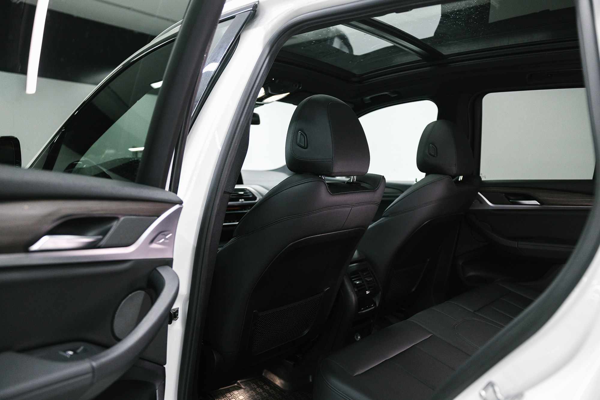 BMW X3 30i 2,0 xDrive Steptronic (252 л. с.). Автосалон «Х-Авто»