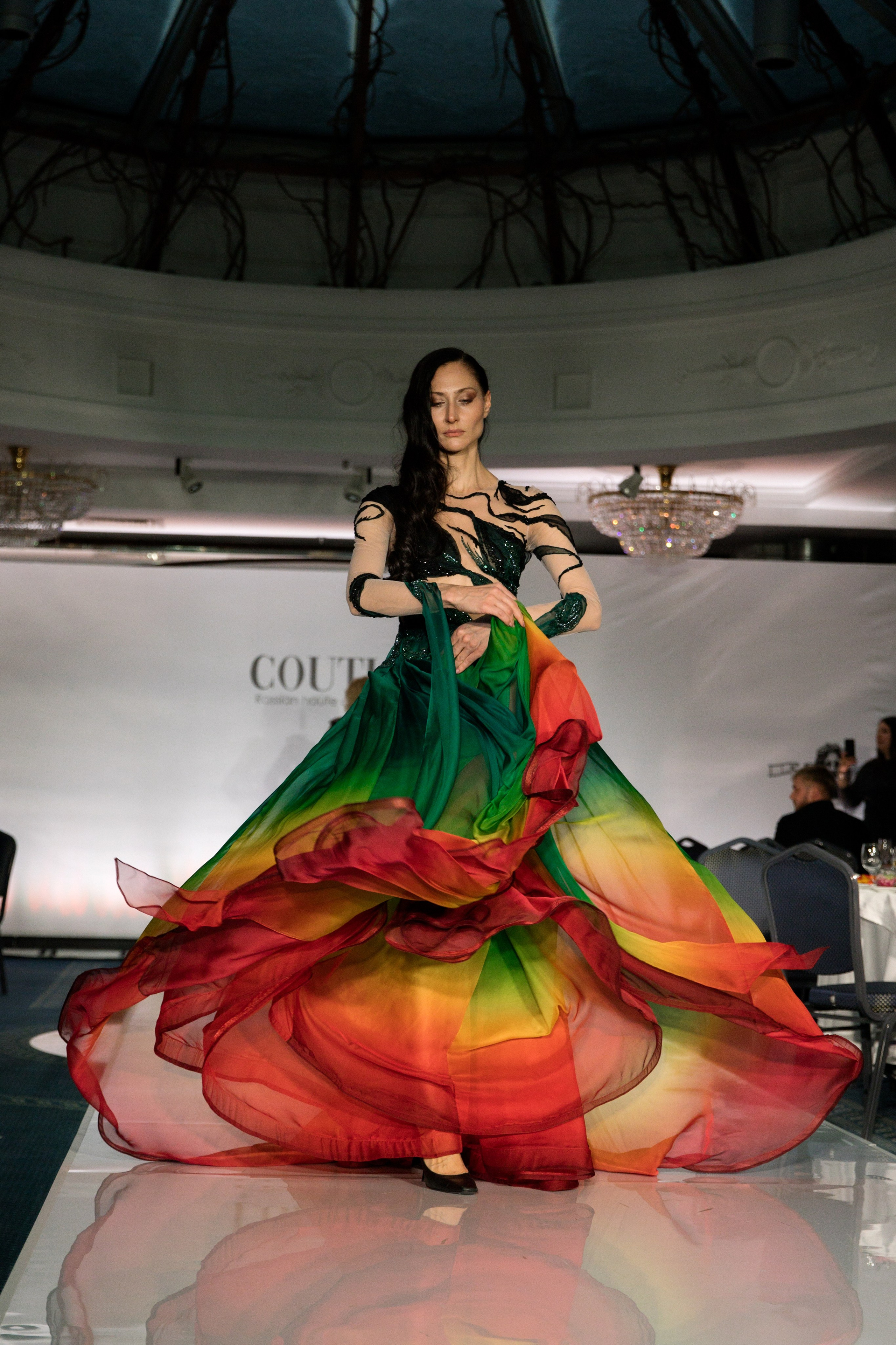 Репортаж показа «Кутюр по-русски». Фотограф в Санкт-Петербурге Вагнер Юлия