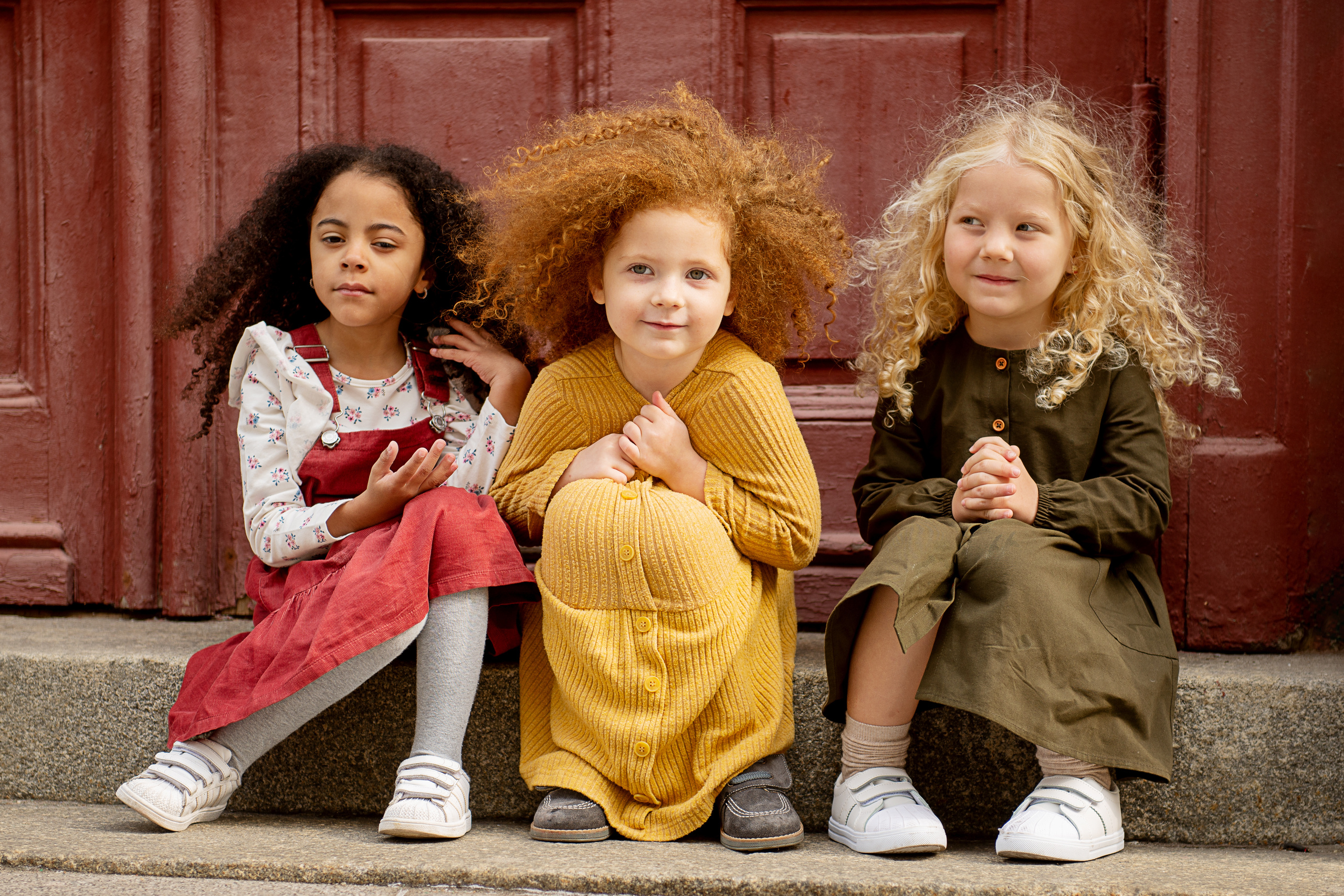 Городская история трех подружек — Бенедикты, Глафиры и Миланы. Детский и семейный фотограф в Москве Ульяна Федорова