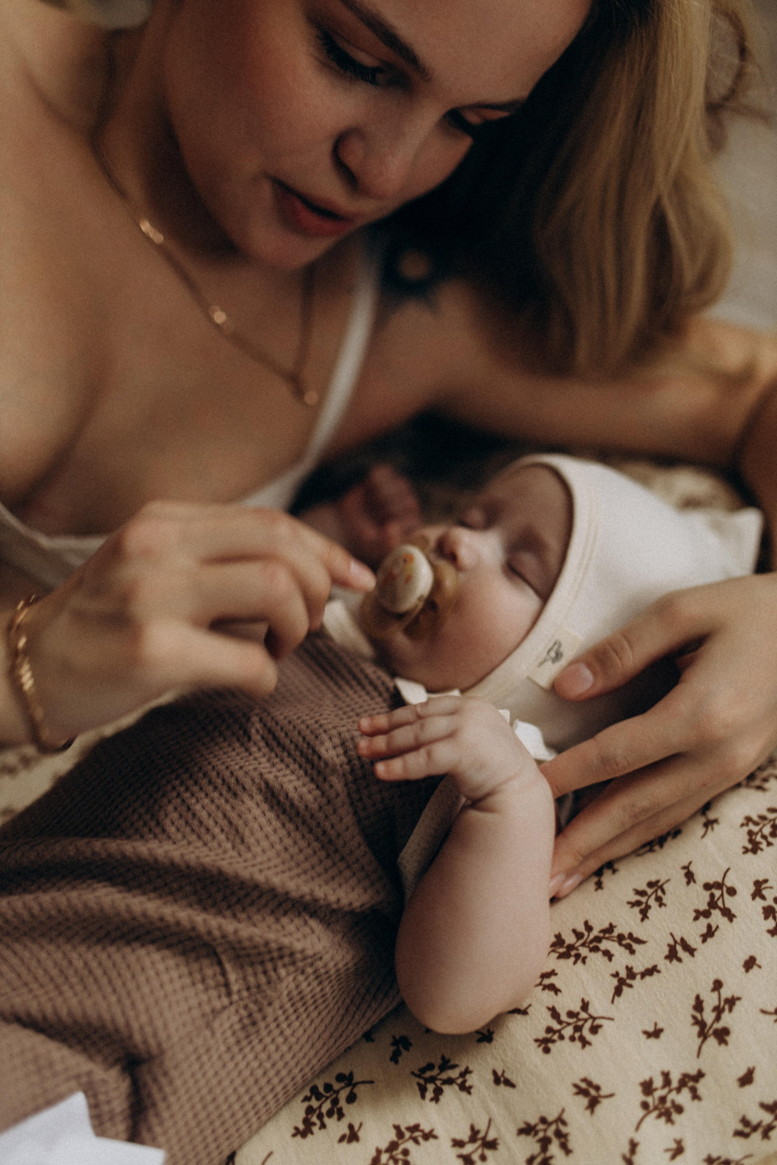 София и Леон. Услуги