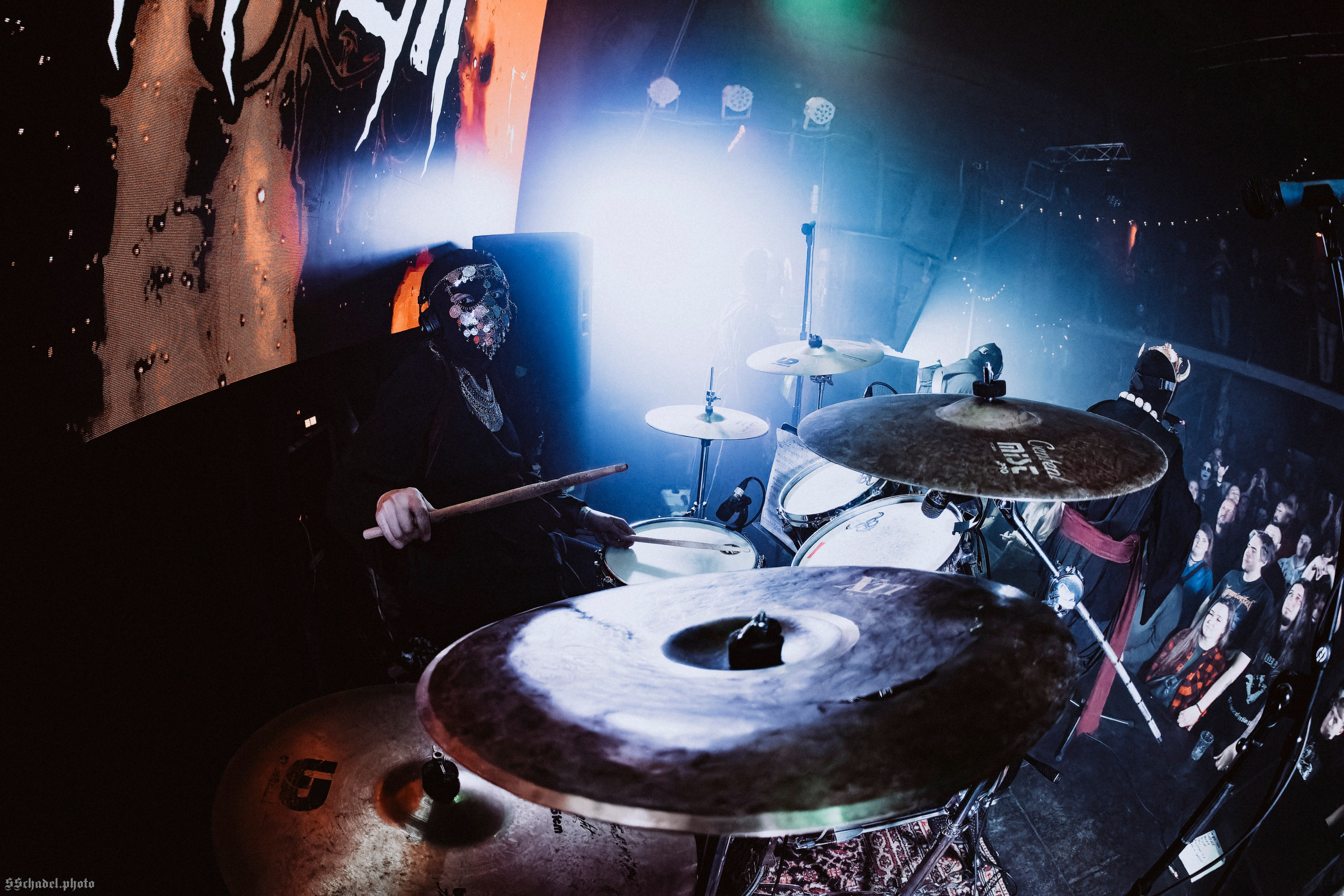 ILLA 03.10.26. We will make everything metal!