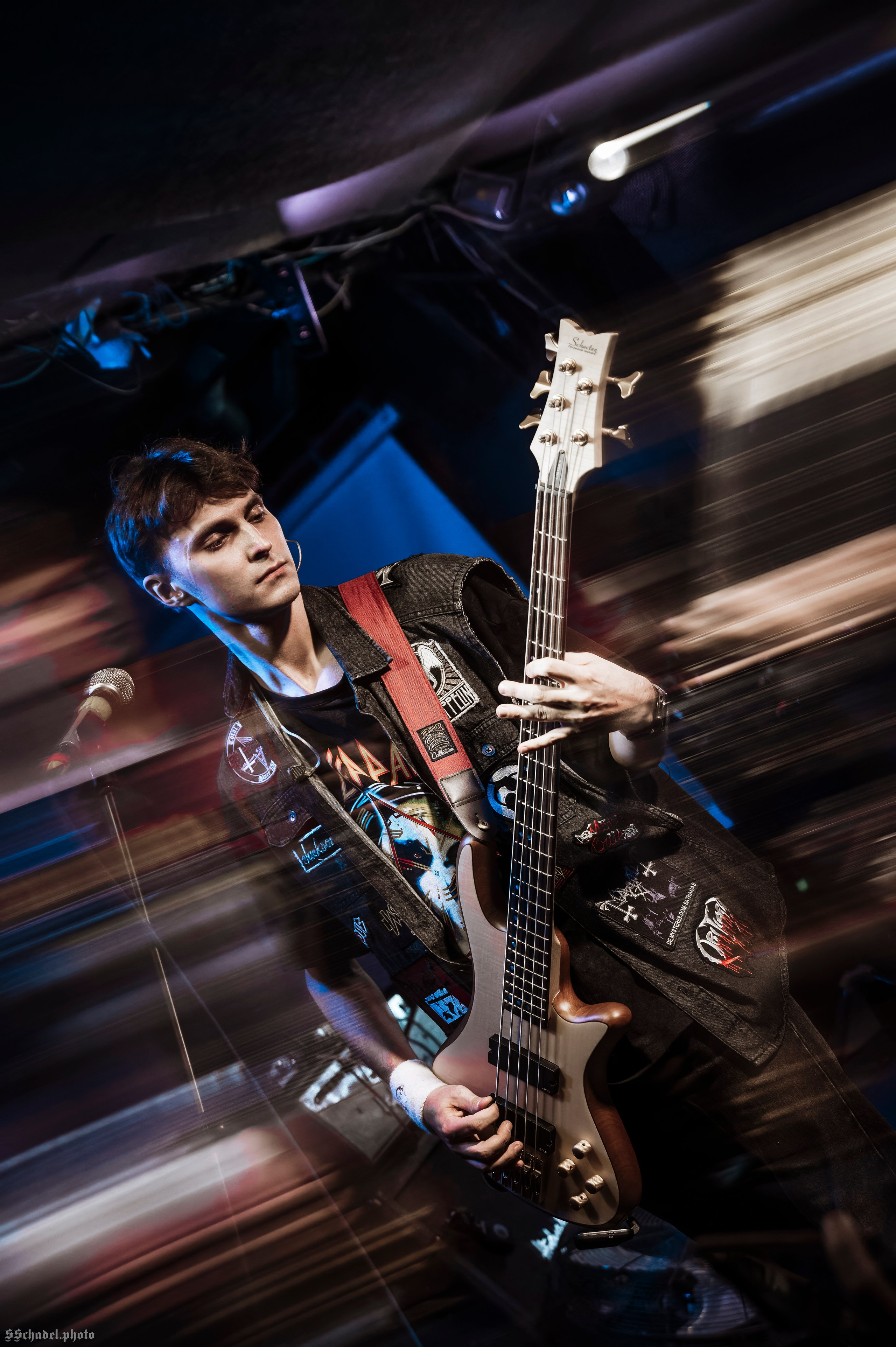 Bullet For My Valentine — Минус Я 04.10.26. We will make everything metal!