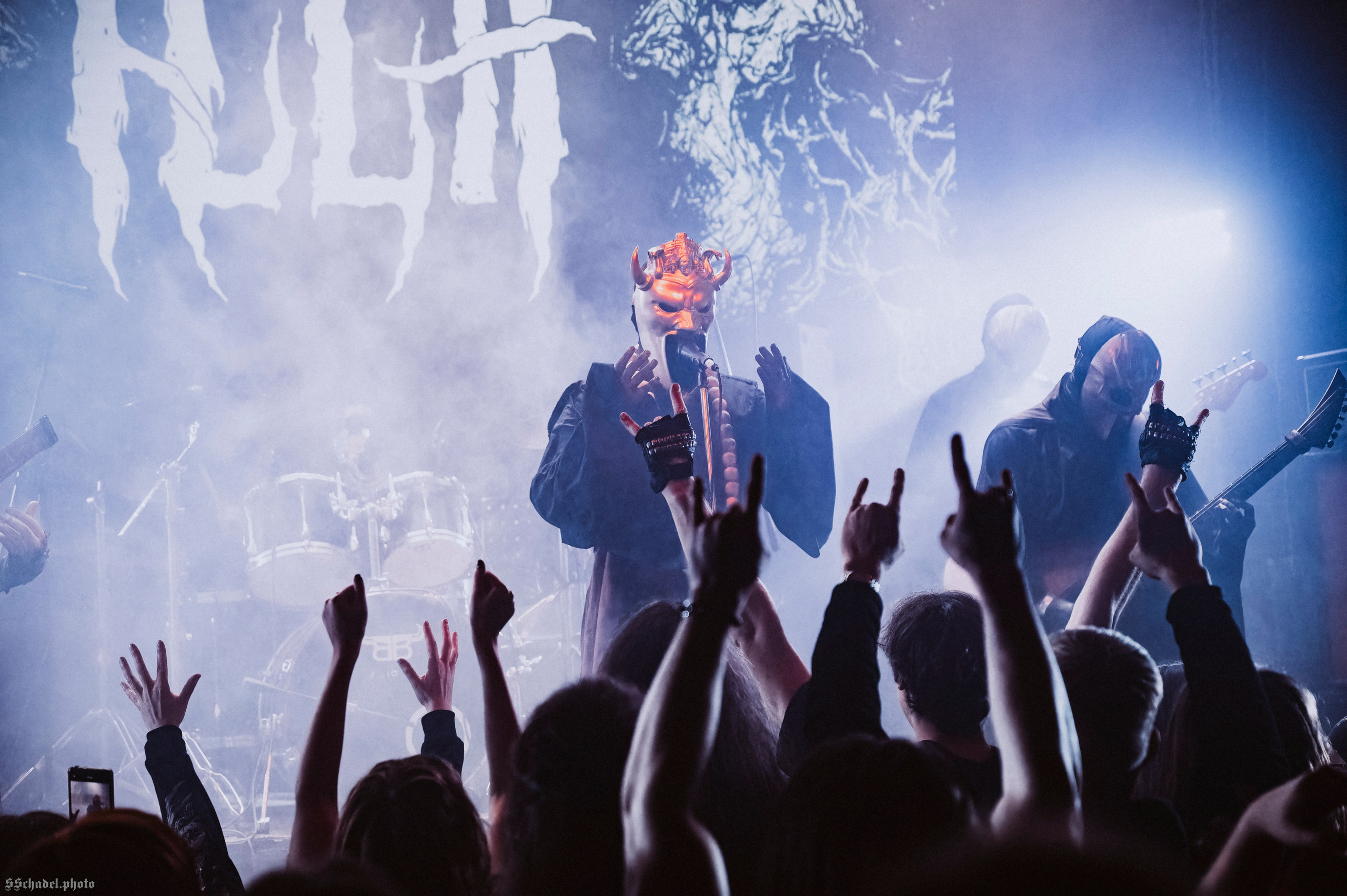ILLA 03.10.26. We will make everything metal!