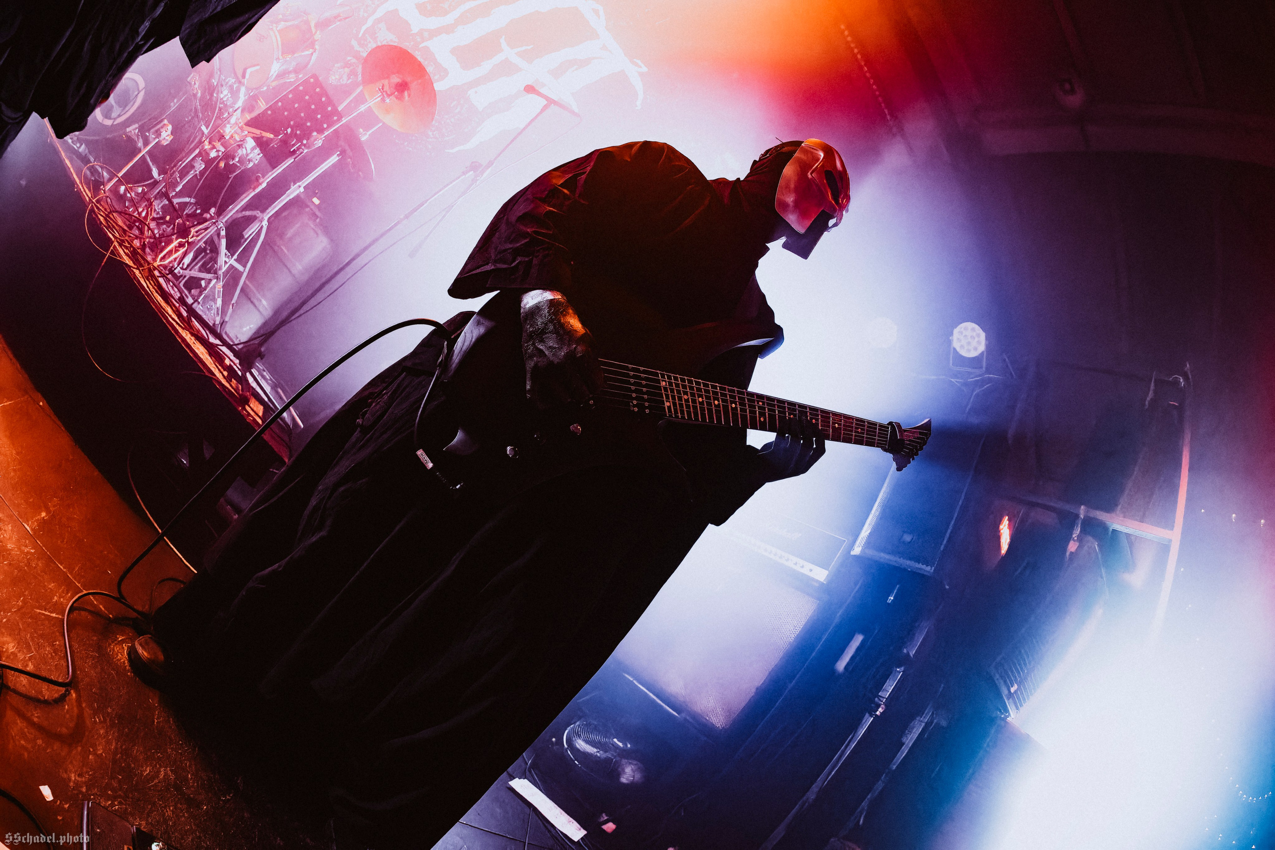 ILLA 03.10.26. We will make everything metal!