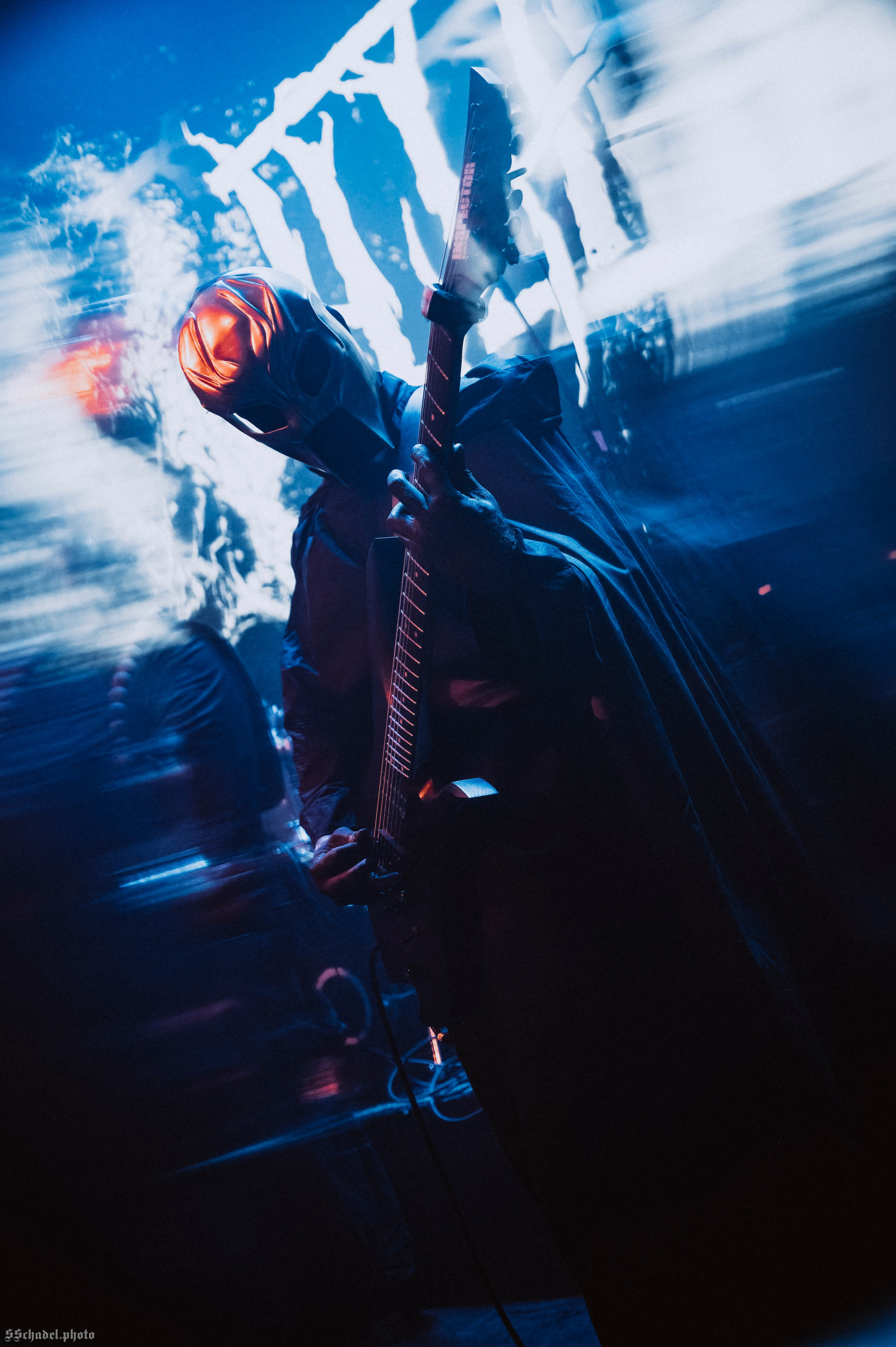 ILLA 03.10.26. We will make everything metal!