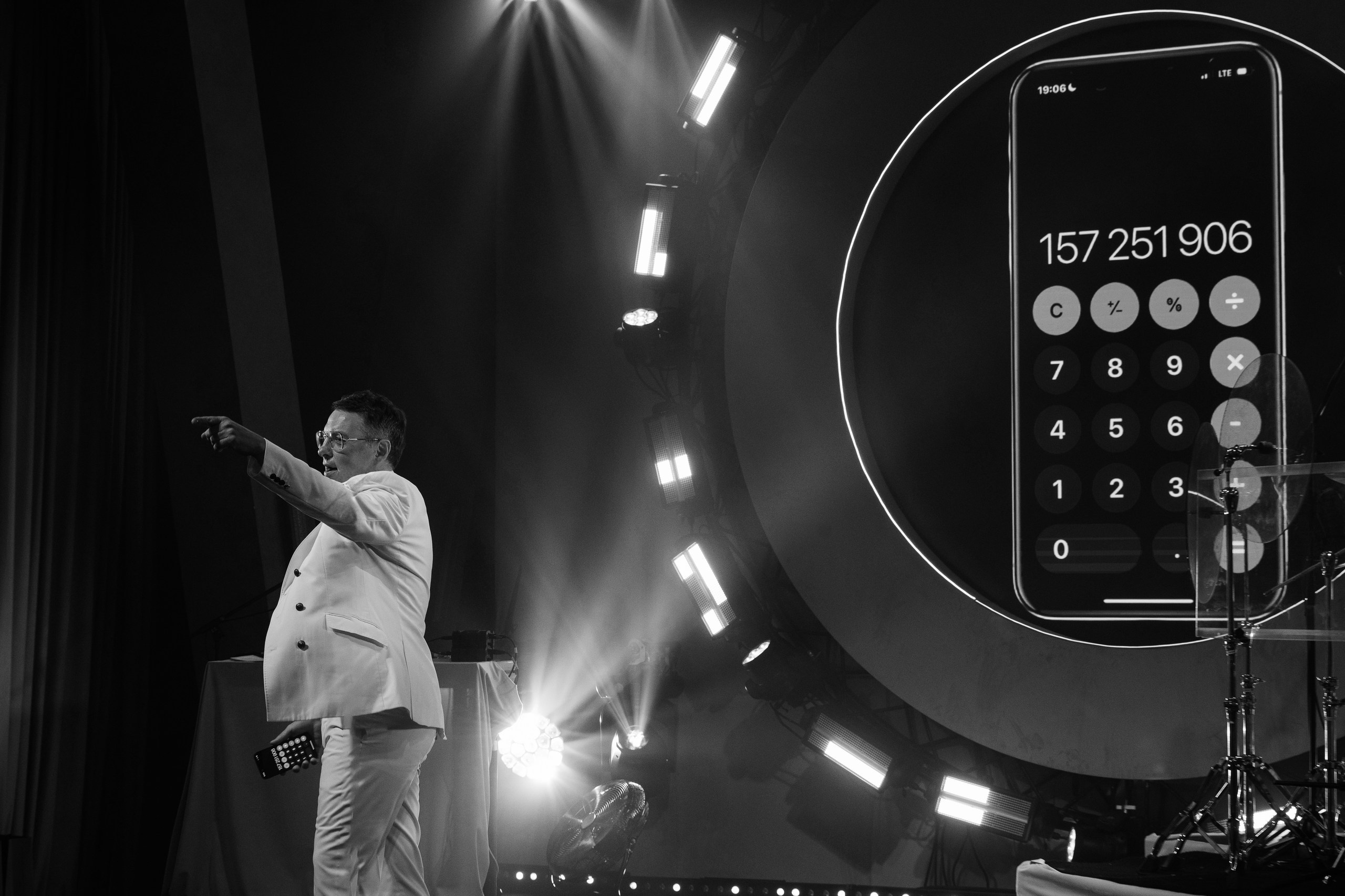 NDA. Свадебный фотограф в Москве и по всему Миру Андрей Медведников