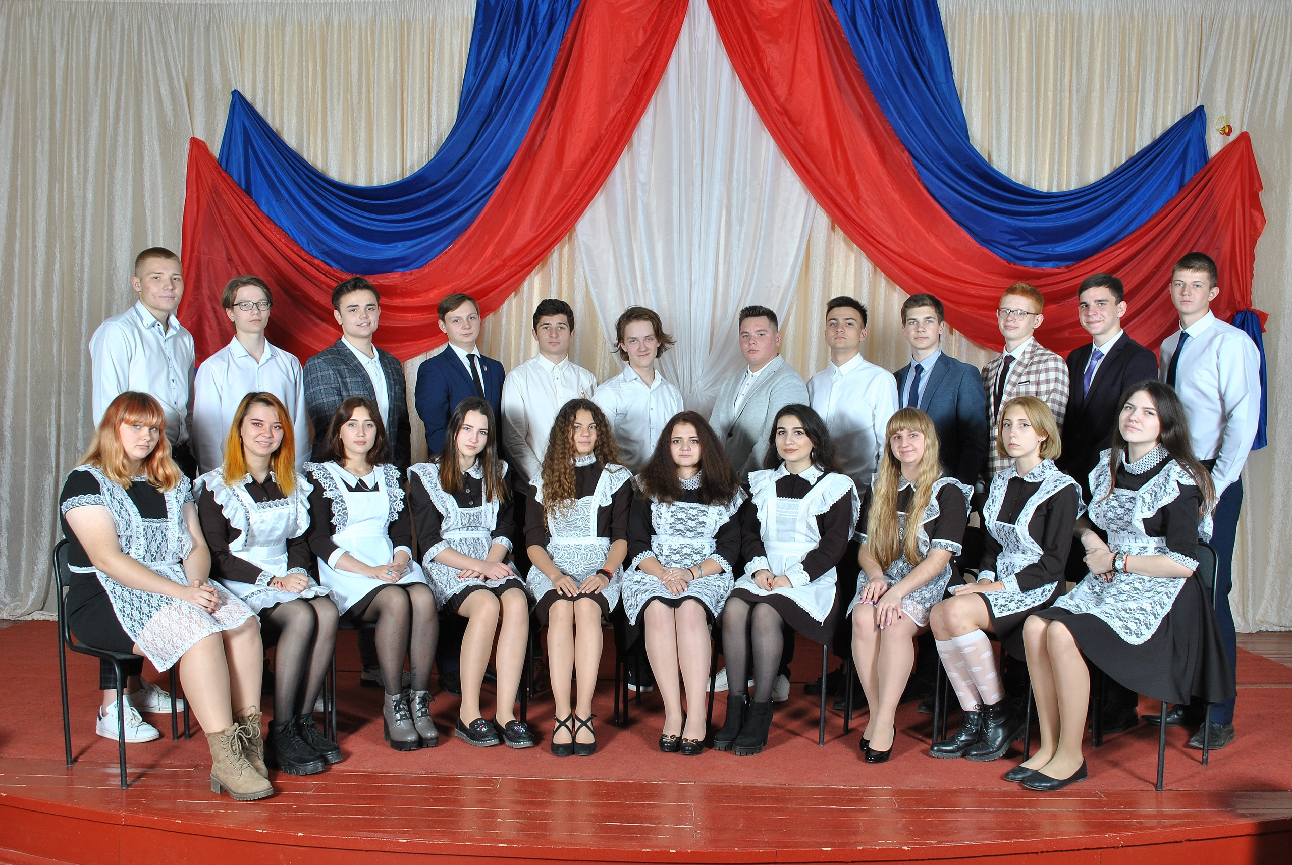 Фотосъемки для школ. Фотограф в Туле Крупский АнДРей. Фотостудия «КАДР71» в Туле