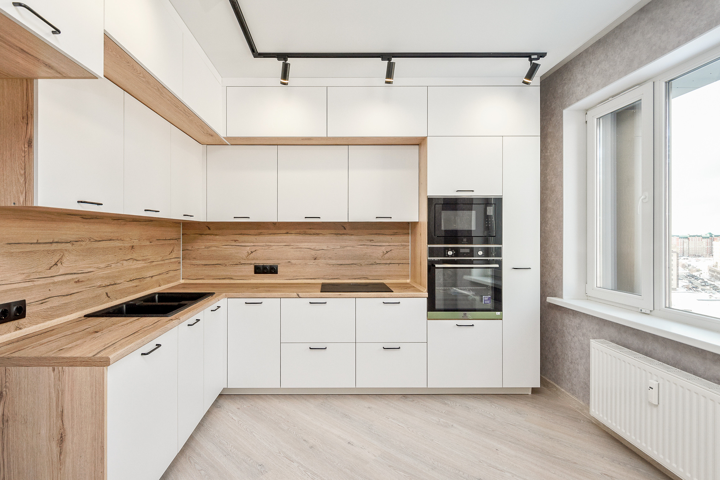 Квартира на продажу. Интерьерный фотограф. Фото- видеосъемка недвижимости Санкт-Петербург