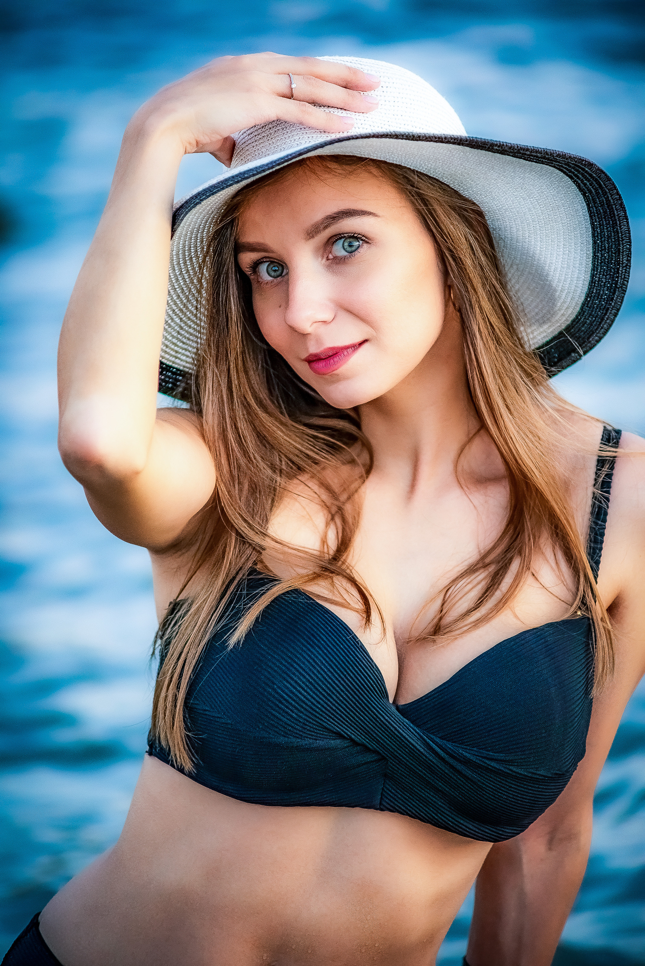 Портретный фотограф в Санкт-Петербурге. Интерьерный фотограф. Фото- видеосъемка недвижимости Санкт-Петербург