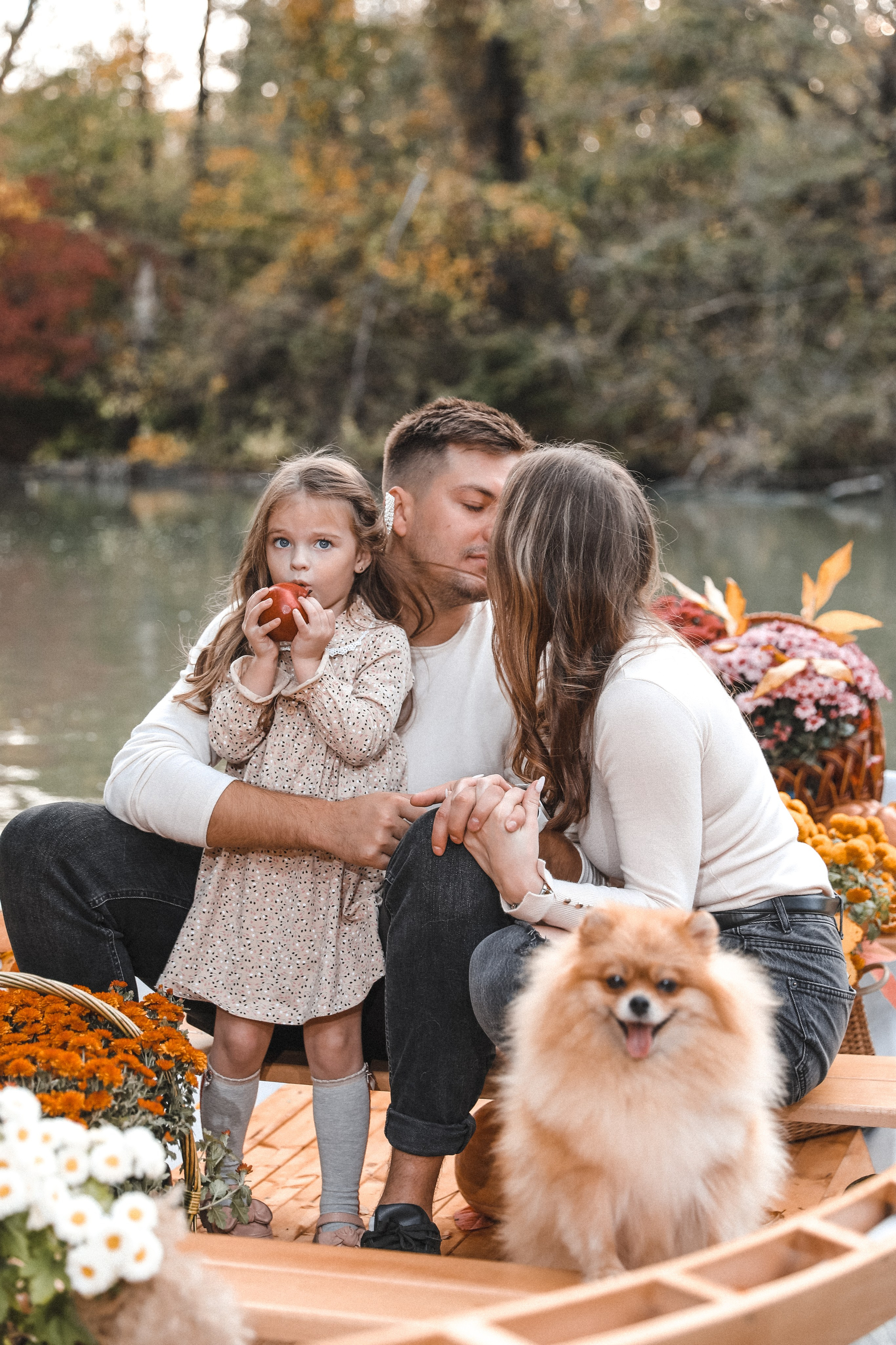 ПРОЕКТ «ЦВЕТОЧНАЯ ЛОДКА». Photographer Viktoriya Markushina «My world throug»