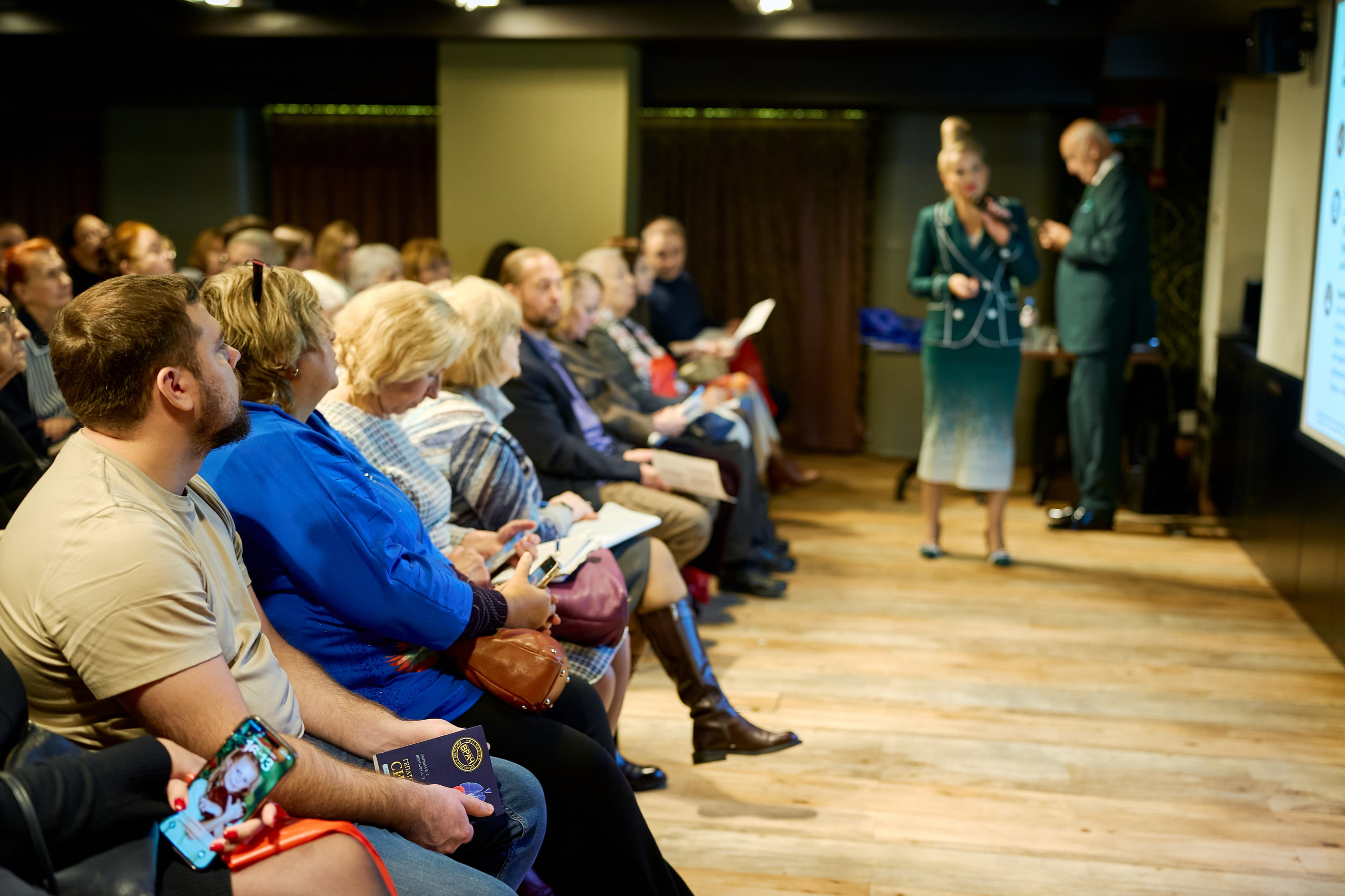 Медицинский форум СПБ 2025. Фотограф-видеограф в Санкт-Петербурге Владимир Нестеров