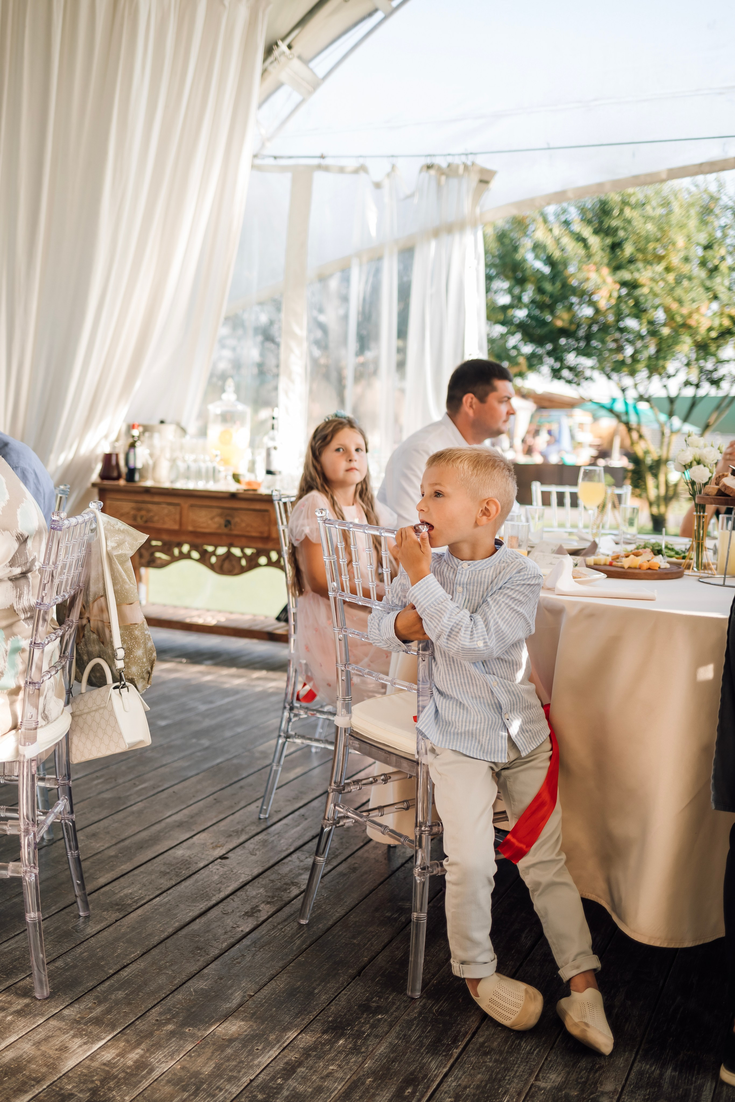 Ольга и Сергей. Свадьба в шатре. Свадебный и семейный фотограф в Москве Евгения Лисина