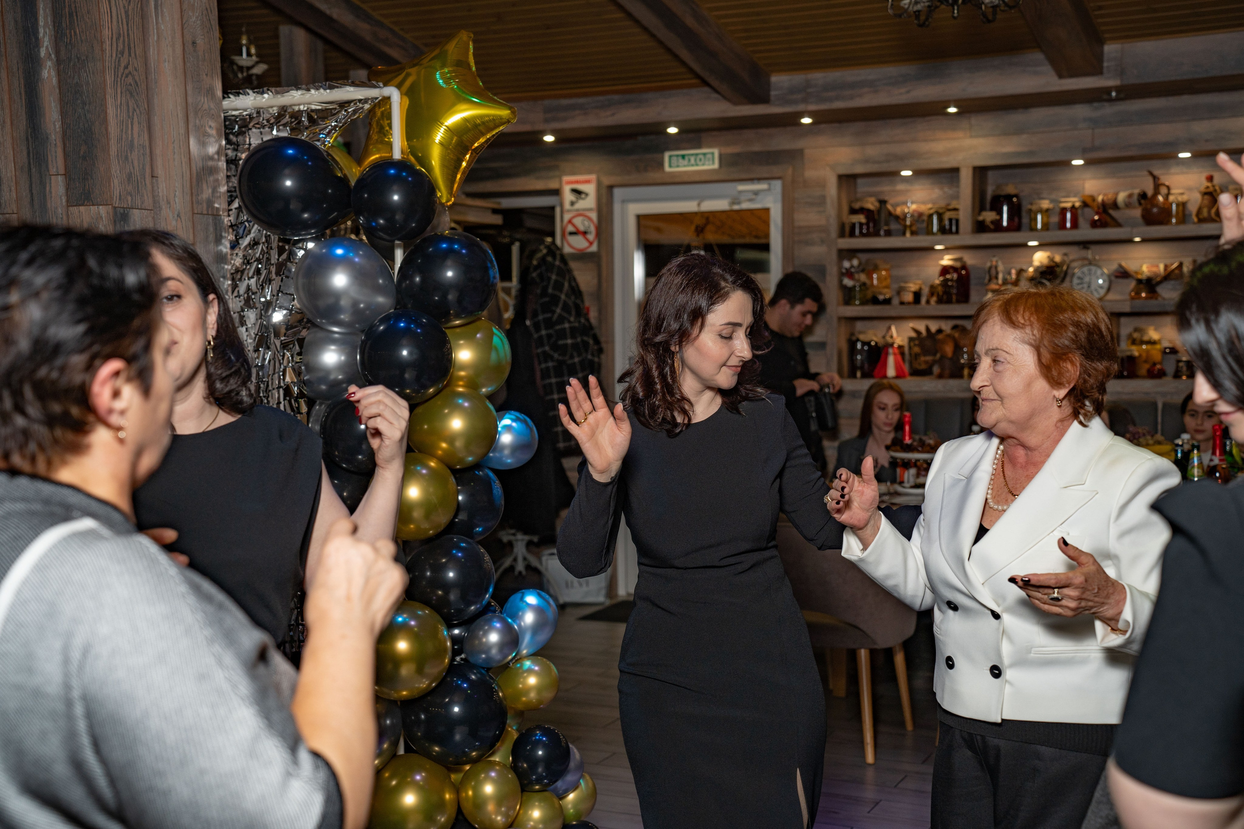 ДНИ РОЖДЕНИЯ. Свадебный, семейный, фэшн фотограф, школьный фотограф в Сочи